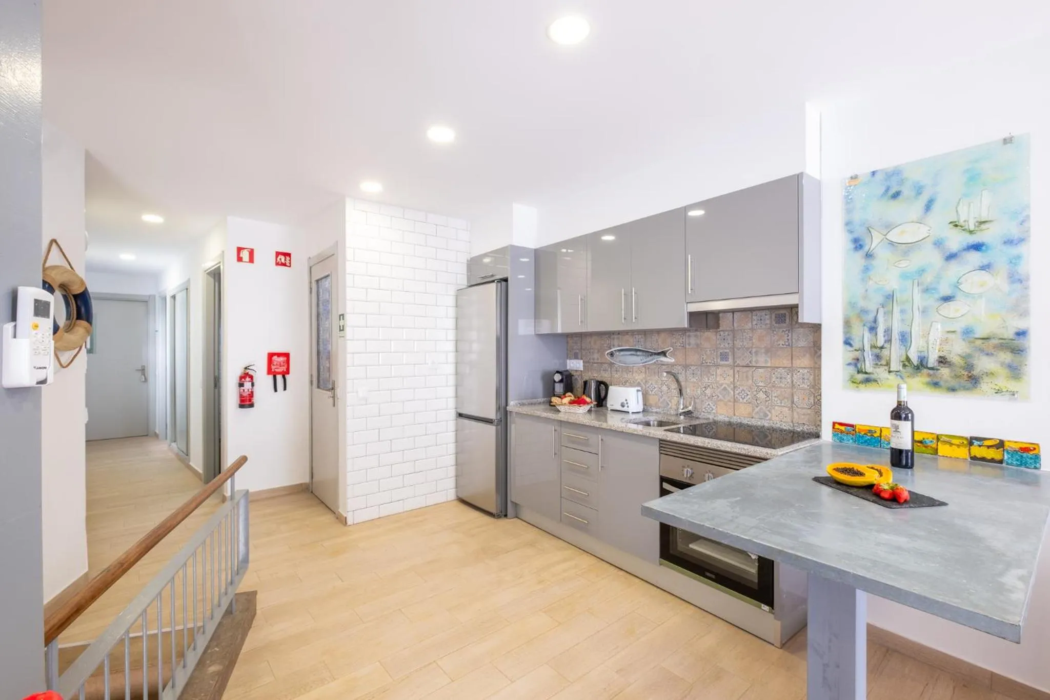 Kitchen or kitchenette in Townhouse Aqua-Maris by Algarve Vacation