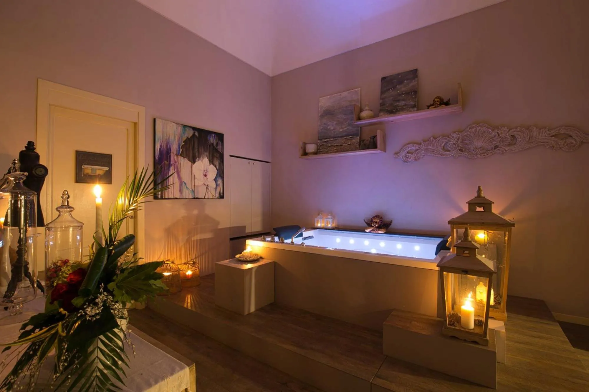 Hot Tub in Corte Rossetti Le Dimore Luxury B&B