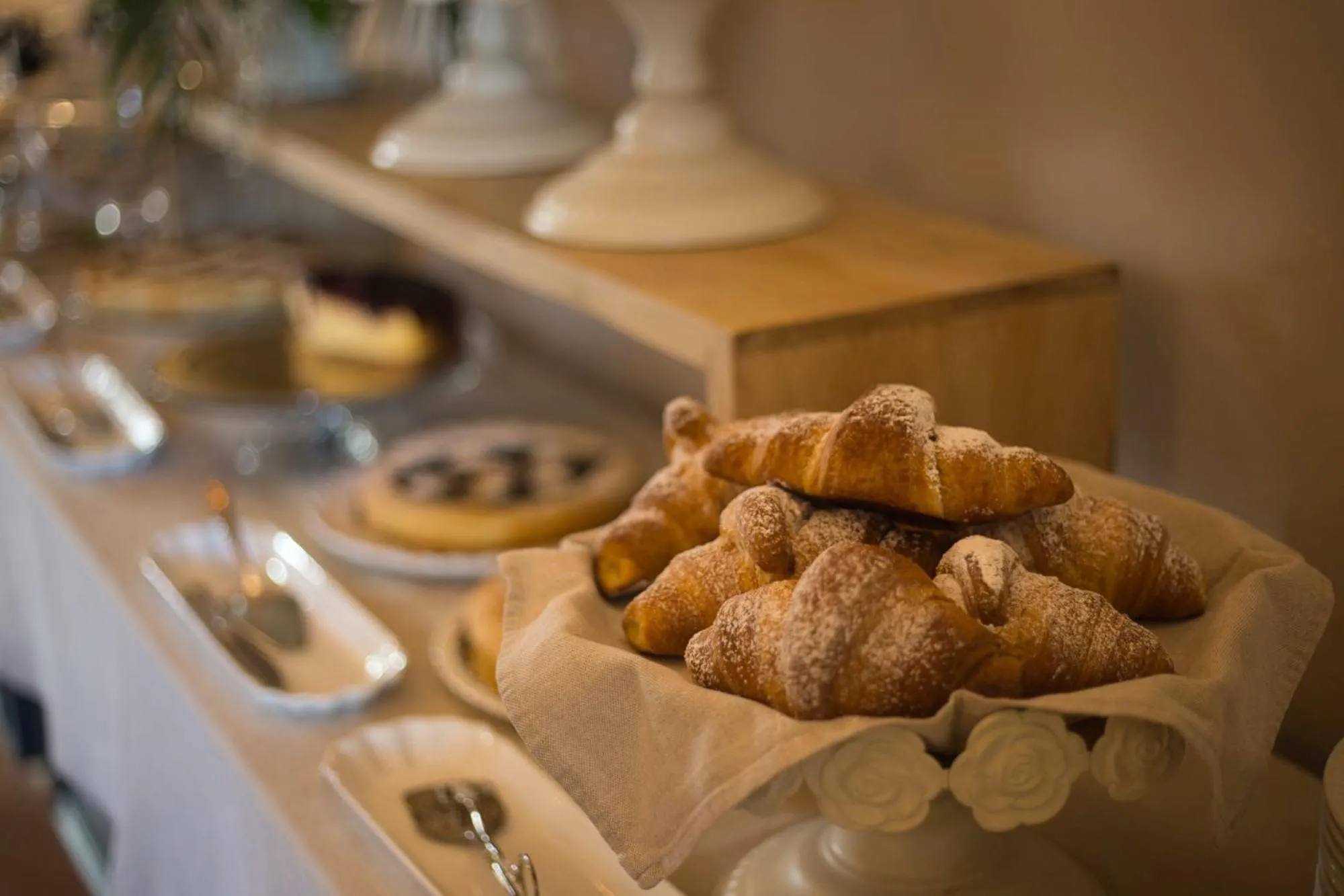 Breakfast in Corte Rossetti Le Dimore Luxury B&B