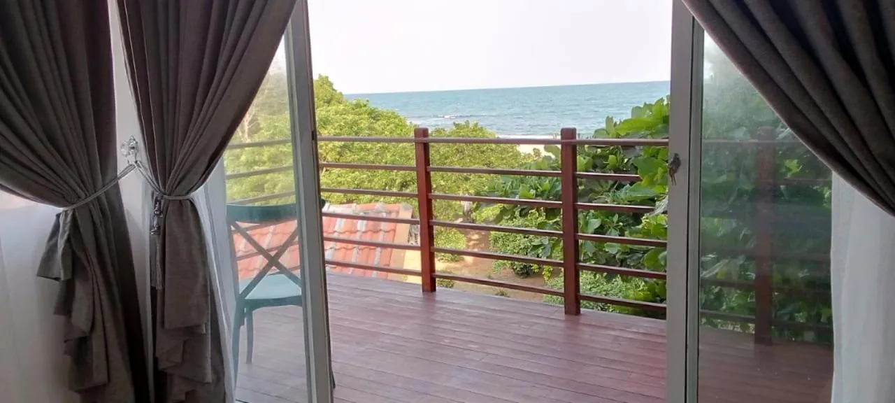 Day in The Beach house by Kay Jay Hotels