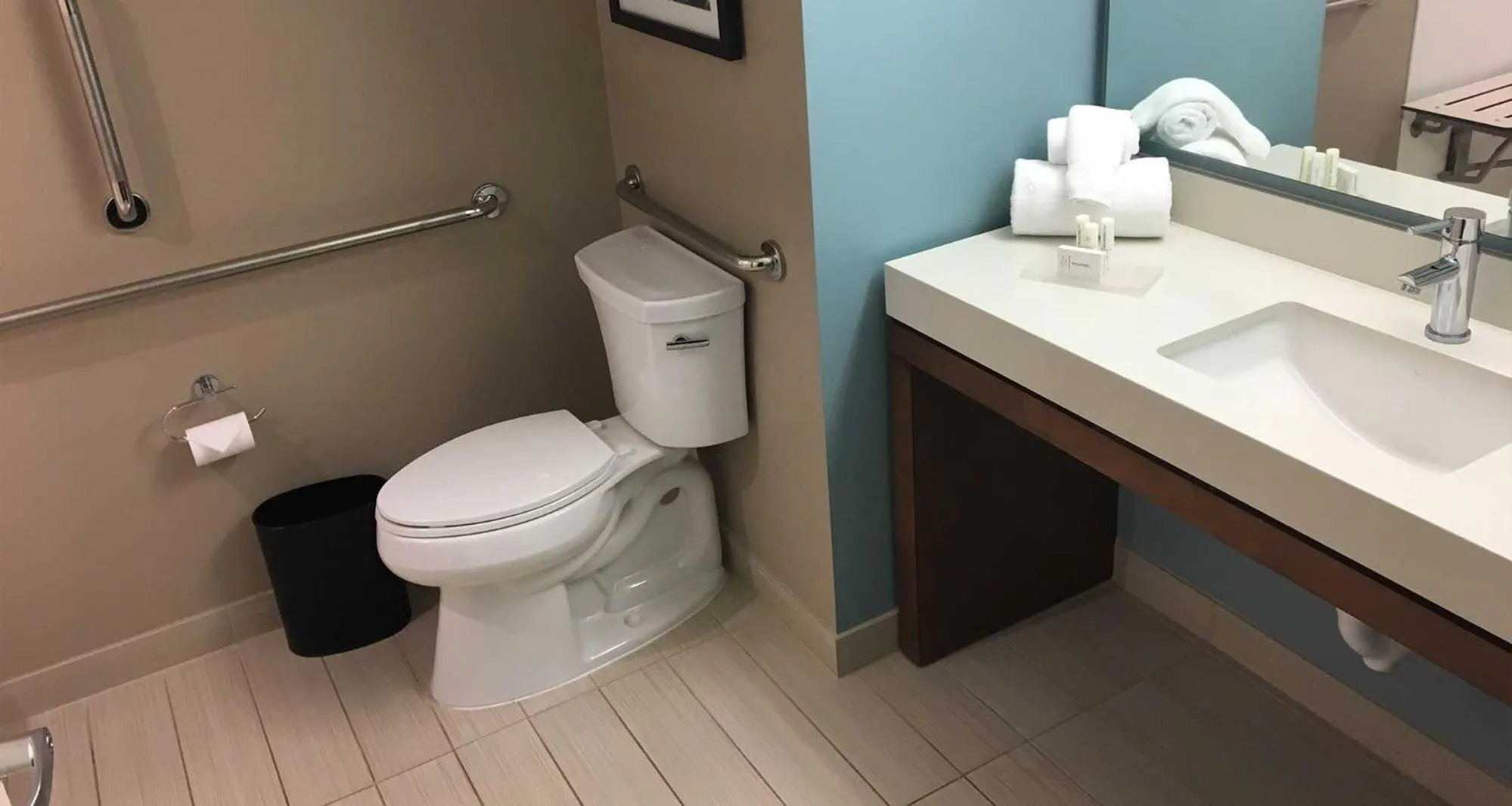 Toilet in CASINO INN AND SUITES TUNICA RESORTs