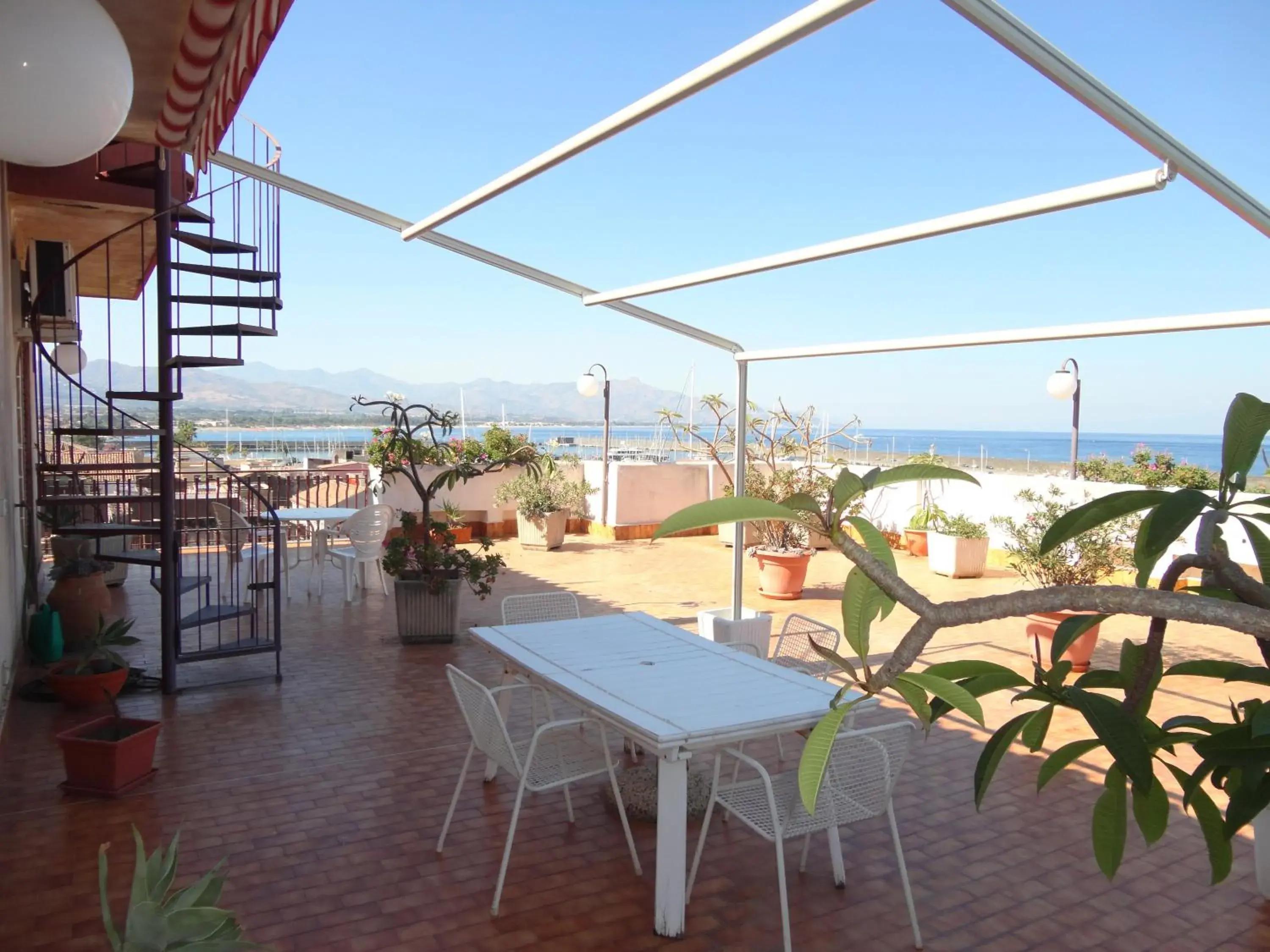 Casa delle Pomelie - Taormina & Etna Panoramic Views Casa delle Pomelie - Taormina & Etna Panoramic Views