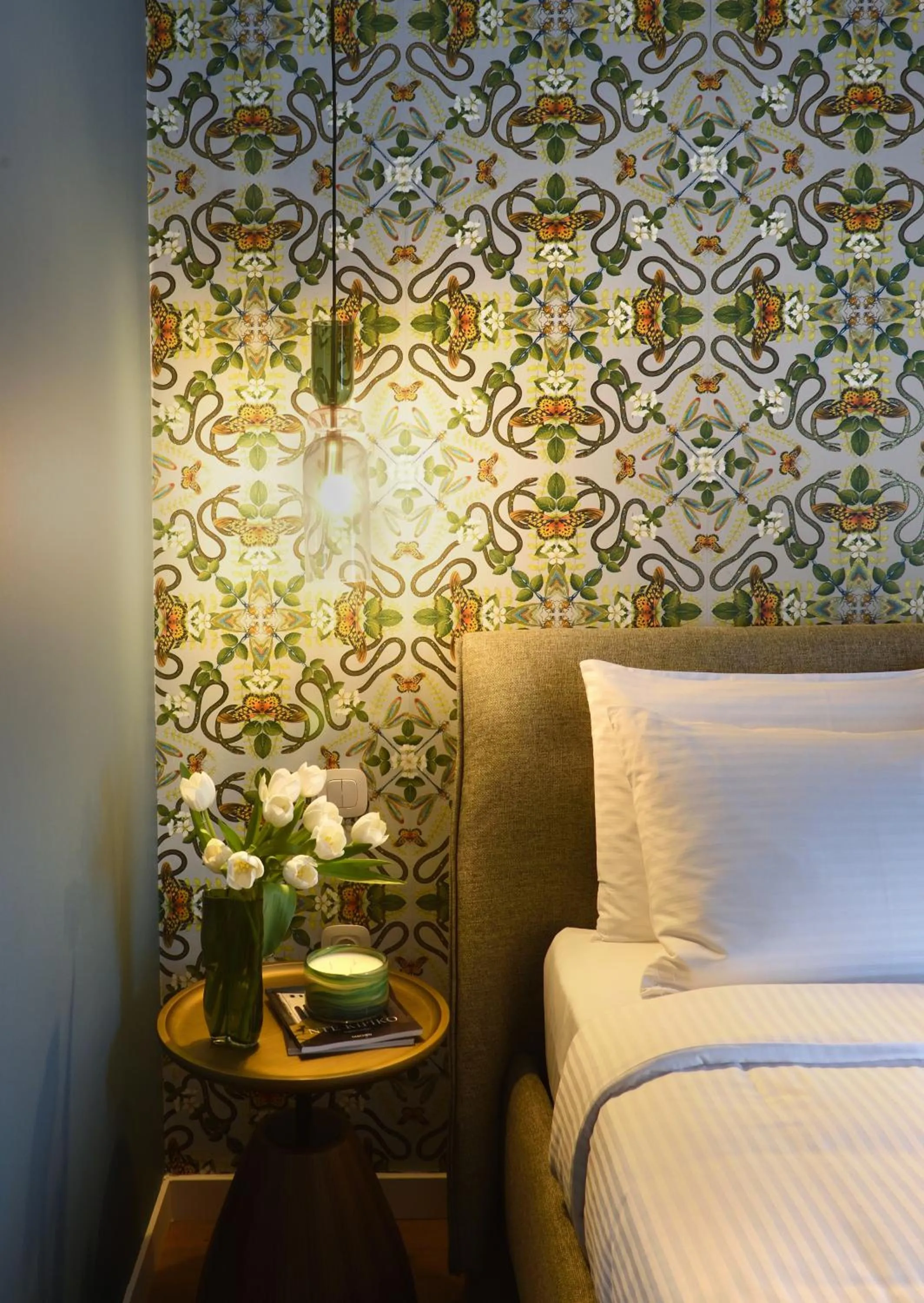 Bed in The Oscar Olympic Hotel