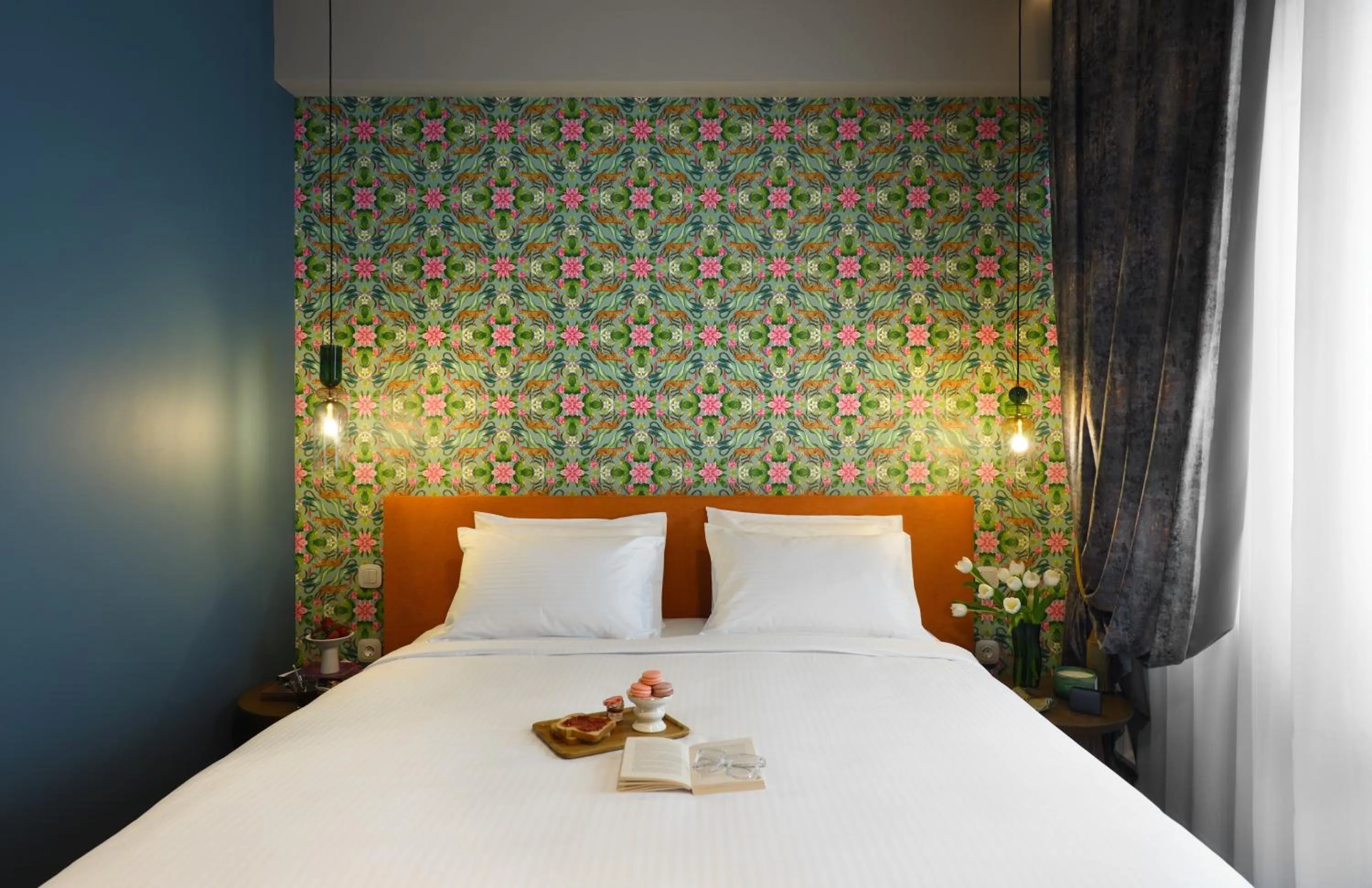 Bedroom, Bed in The Oscar Olympic Hotel