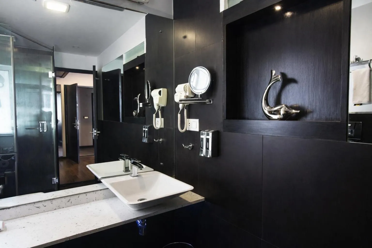 Bathroom in Purple Brigade, Bangalore