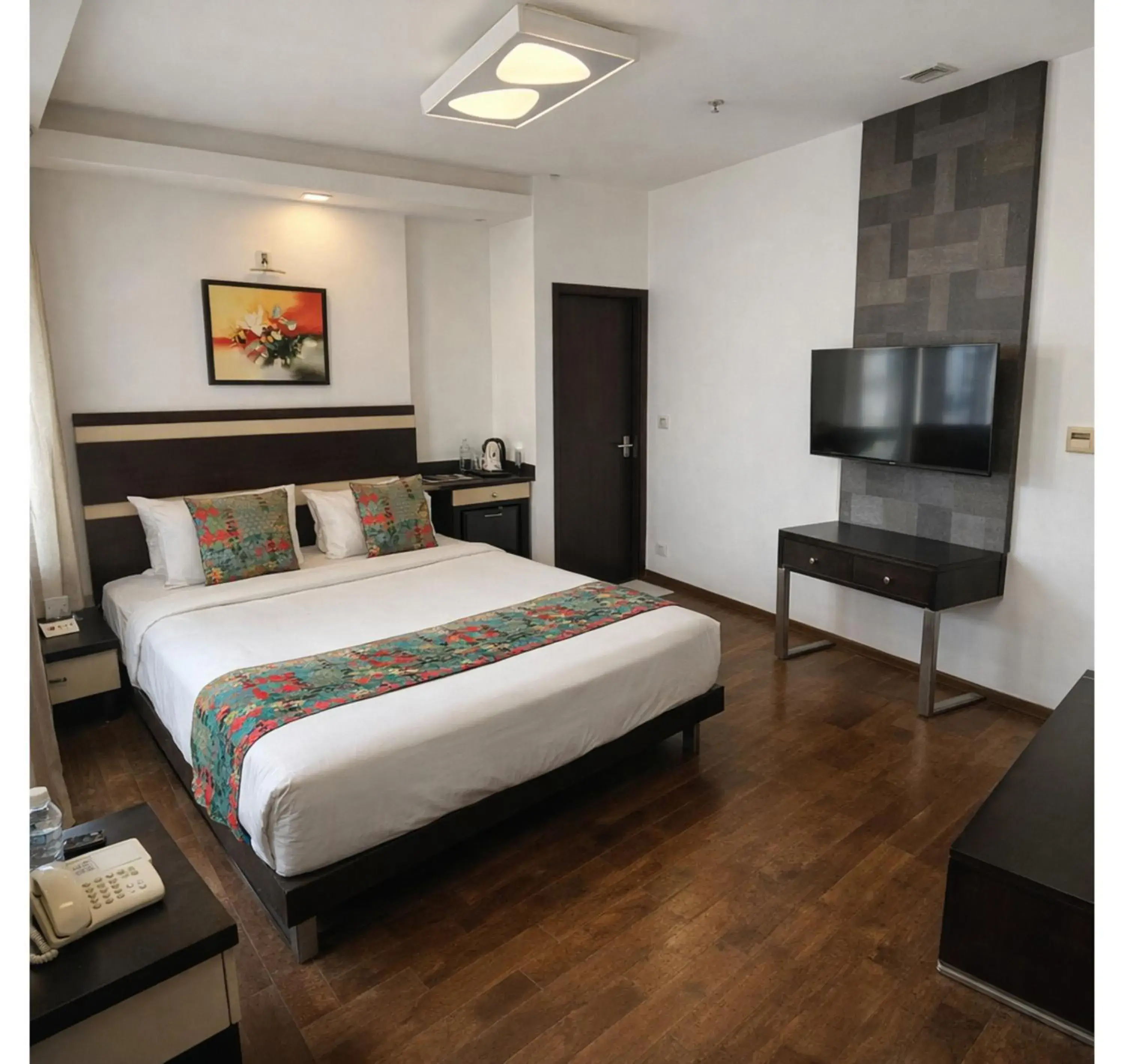 Photo of the whole room, Bed in Purple Brigade, Bangalore Photo of the whole room, Bed in Purple Brigade, Bangalore