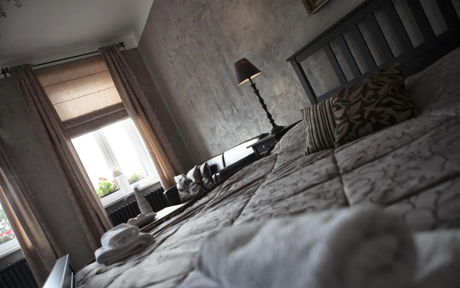 Bed in Apartments Rose Garden
