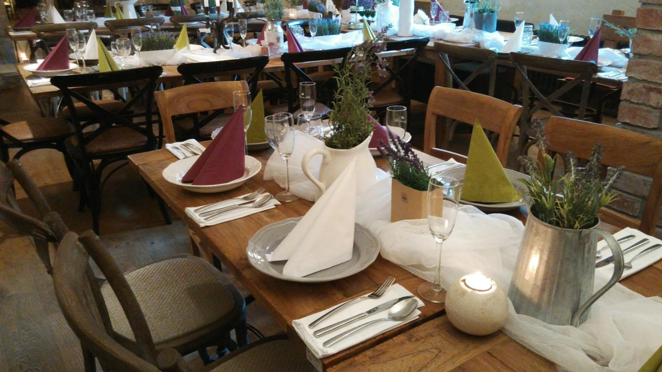 Restaurant/places to eat in Apartments Rose Garden