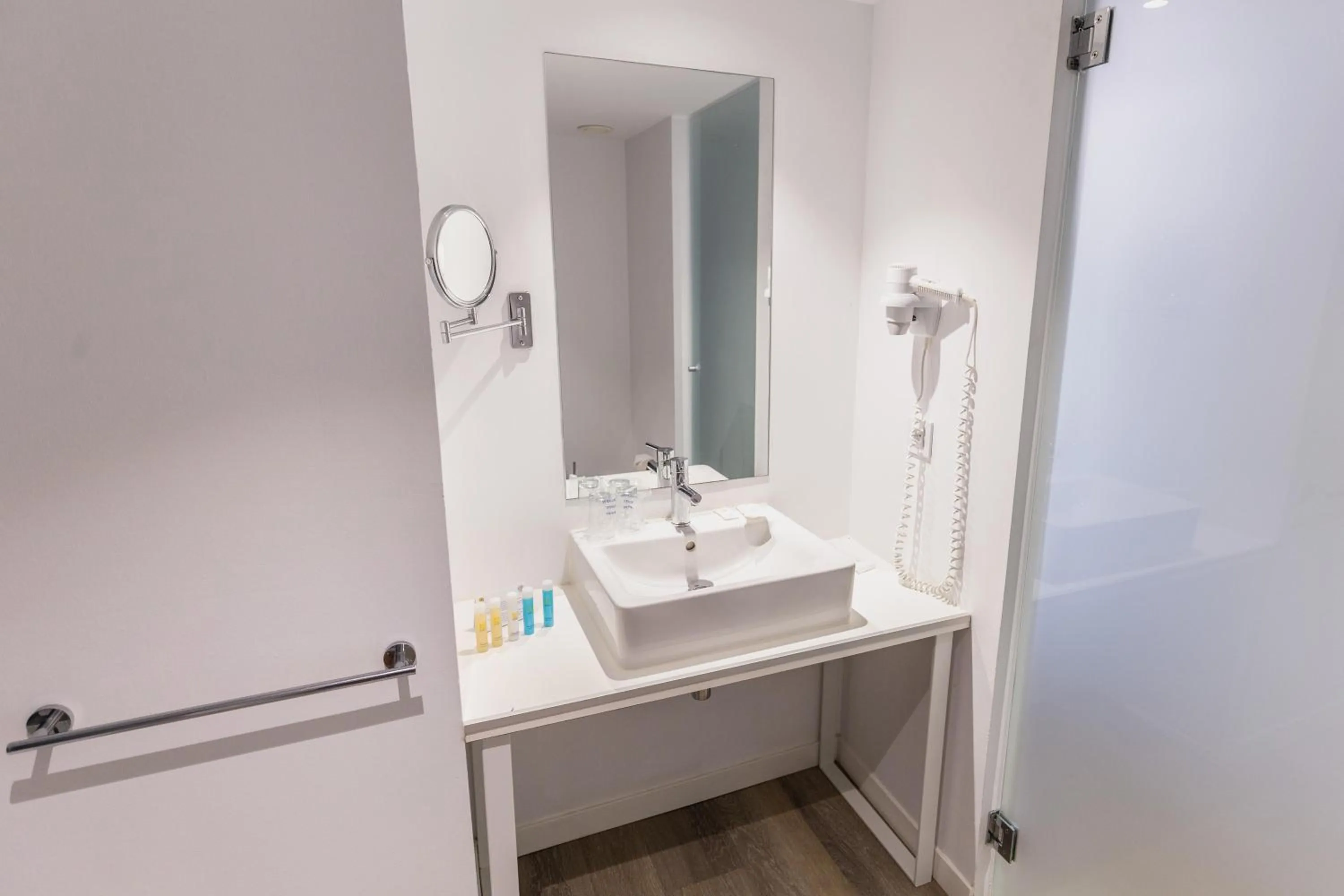 Bathroom in BQ Cala Ratjada