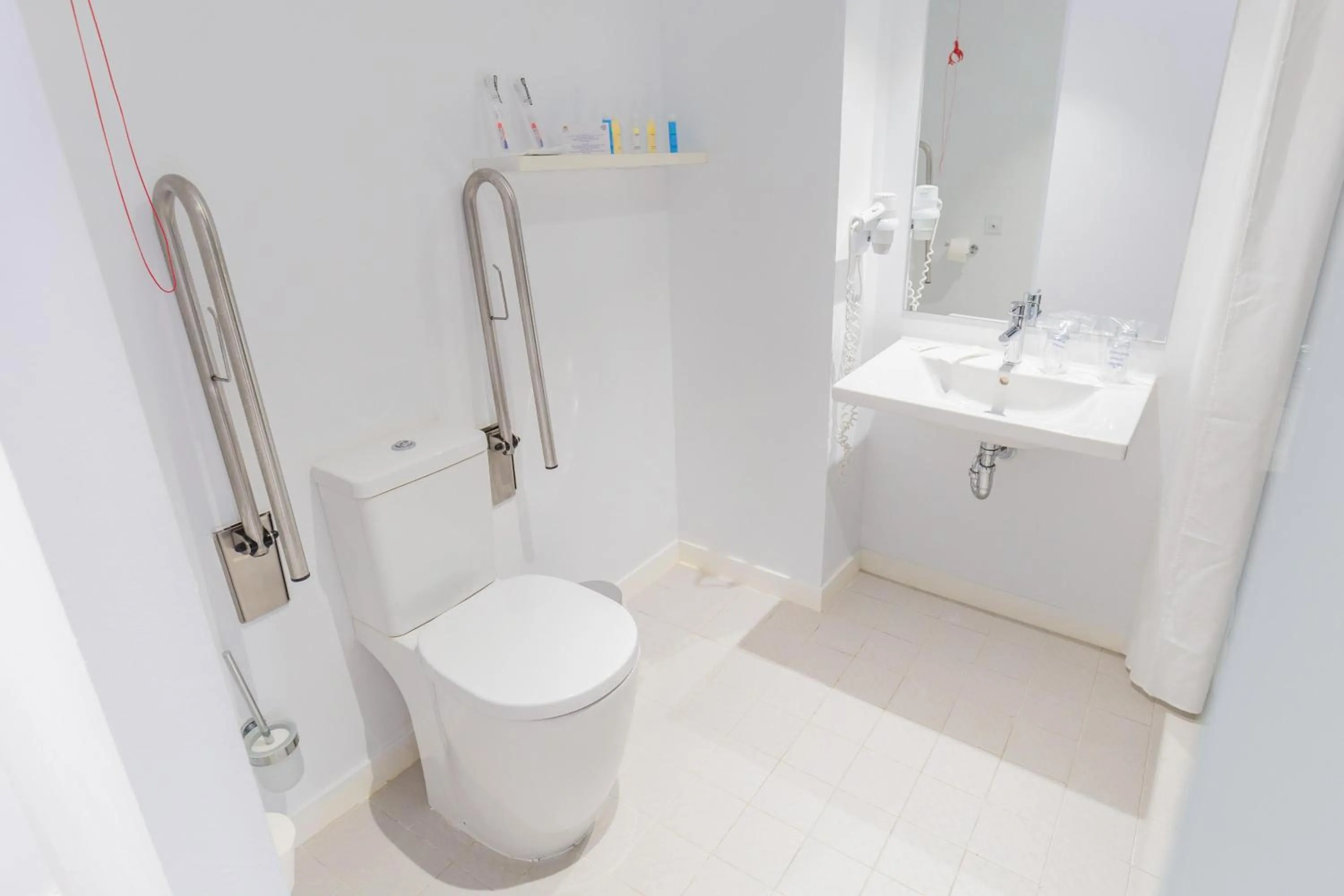 Toilet in BQ Cala Ratjada