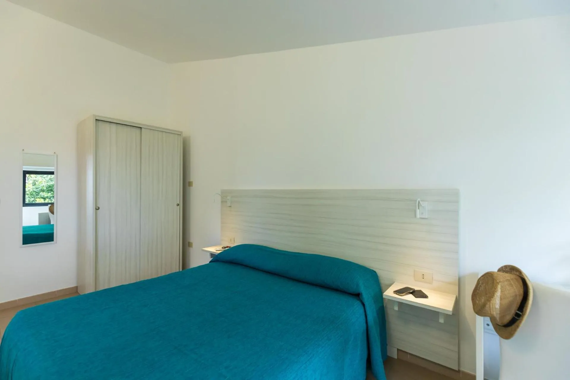 Photo of the whole room, Bed in La Meridiana