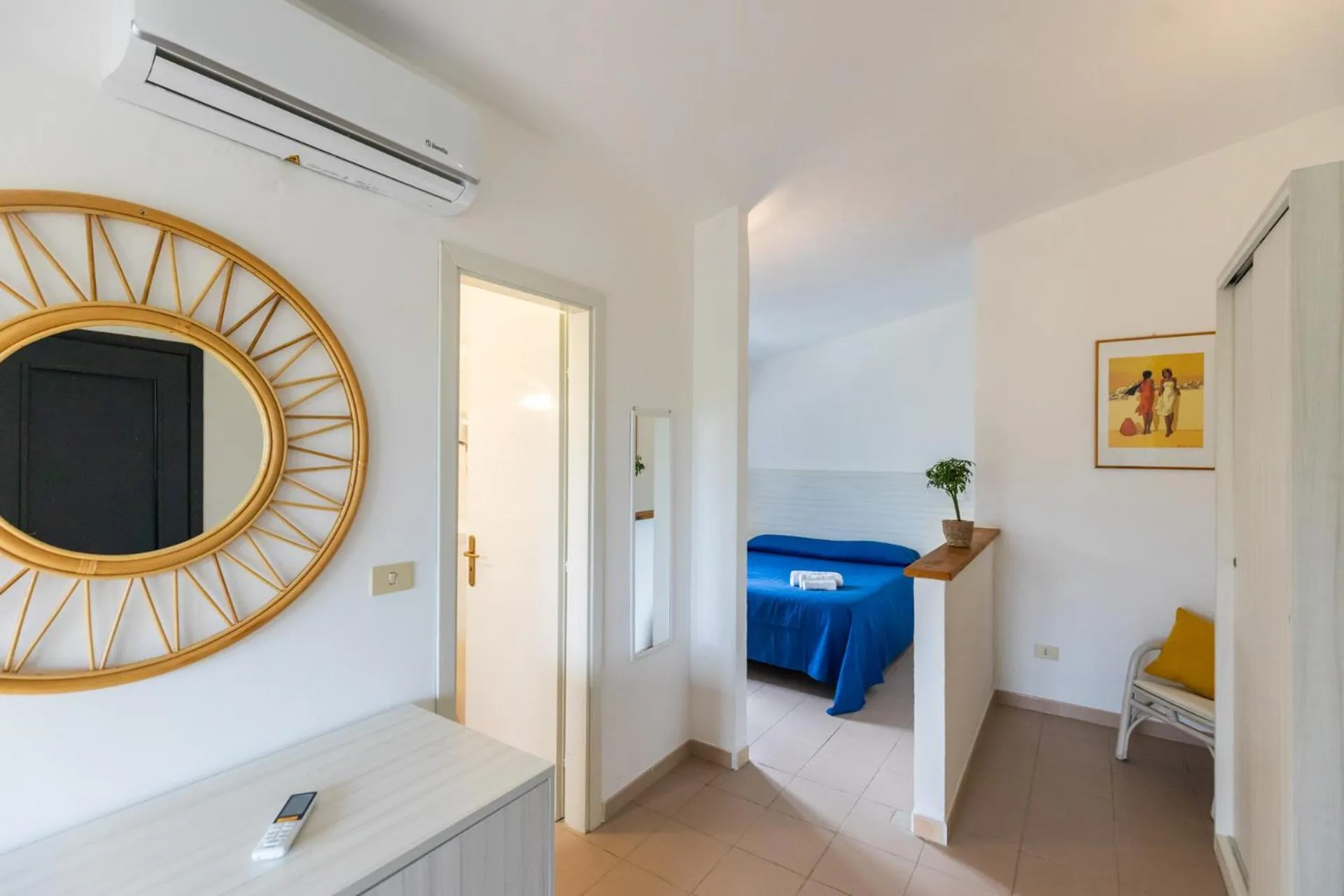 Photo of the whole room, Bed in La Meridiana