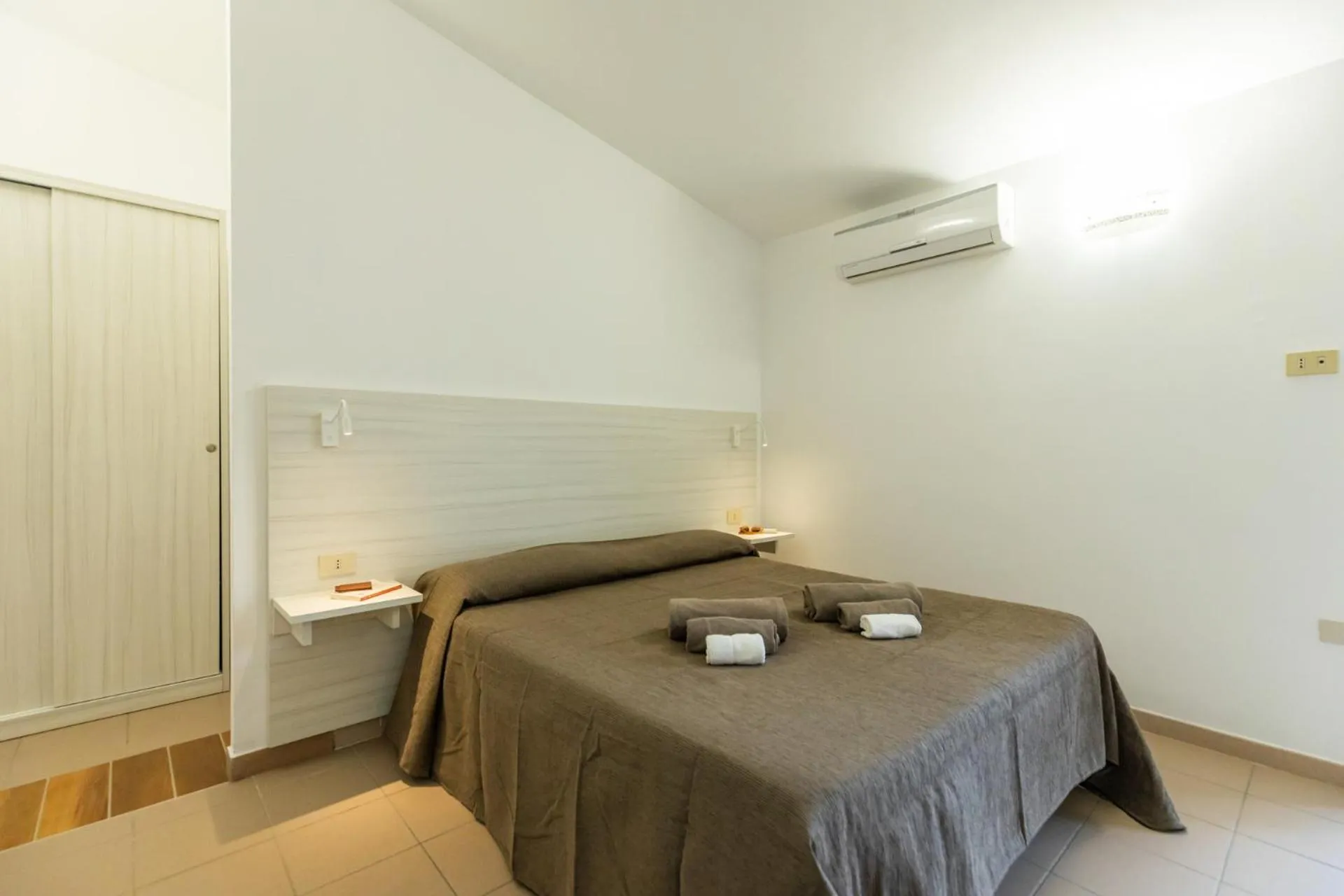 Bedroom, Bed in La Meridiana