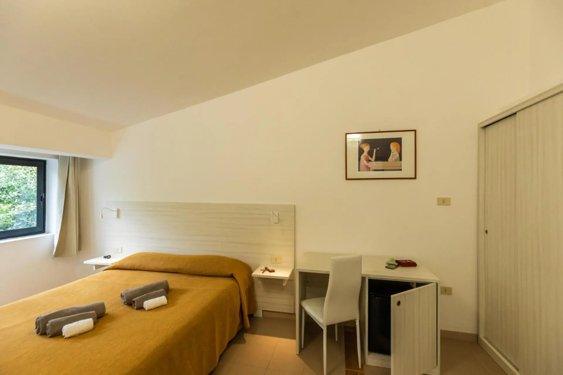 Bedroom, Bed in La Meridiana