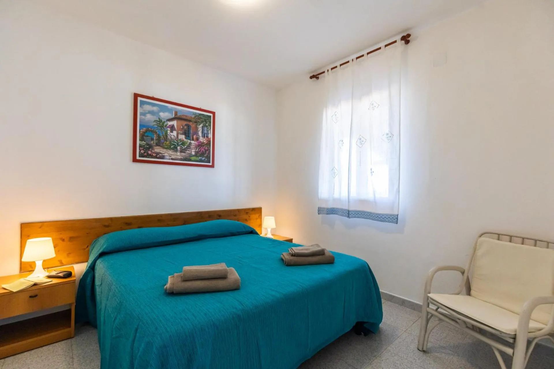 Photo of the whole room, Bed in La Meridiana