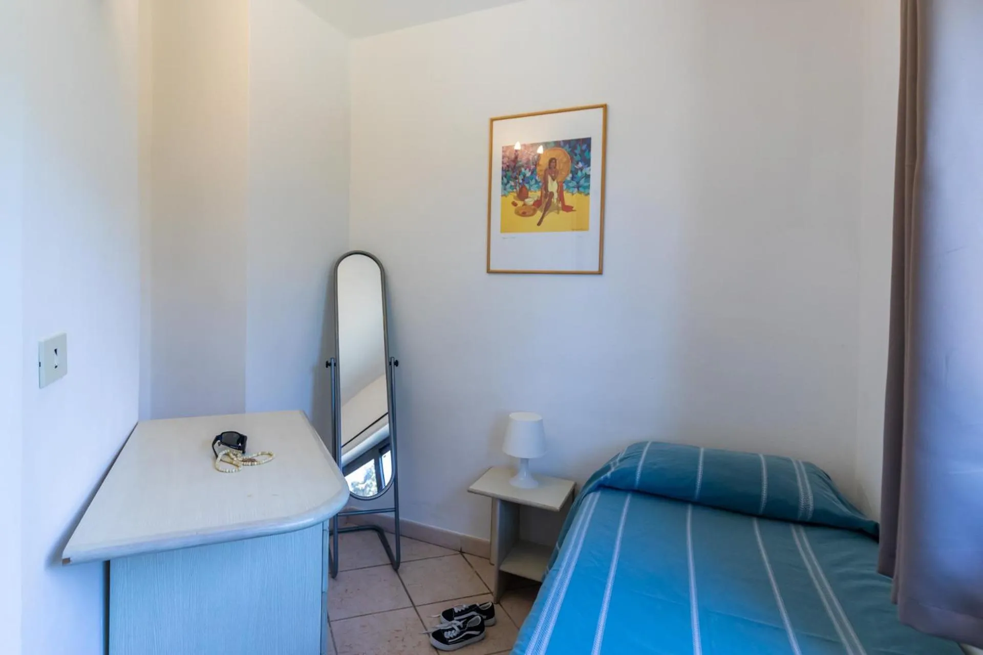 Photo of the whole room, Bed in La Meridiana