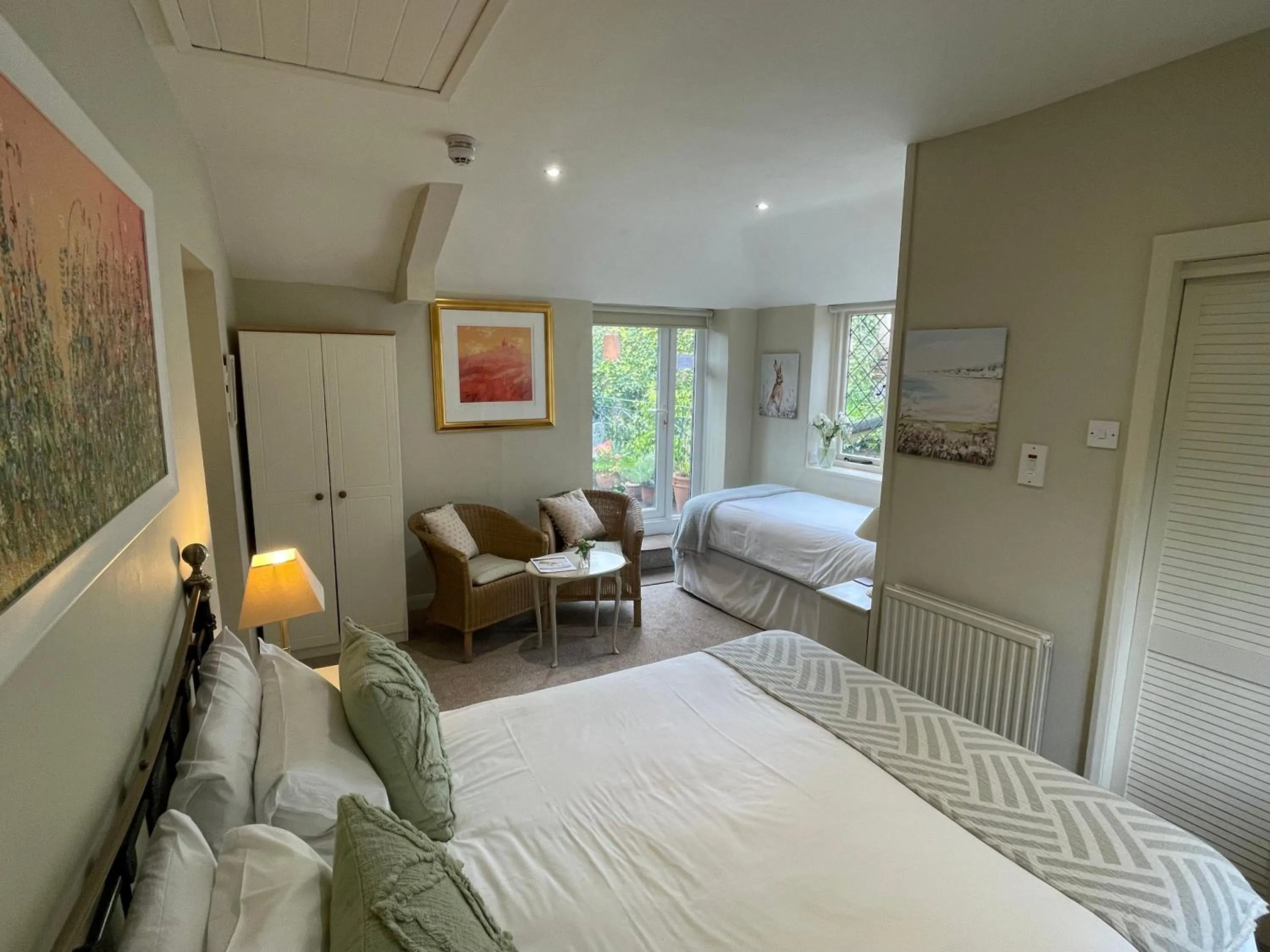 Bedroom, Bed in The Old Forge