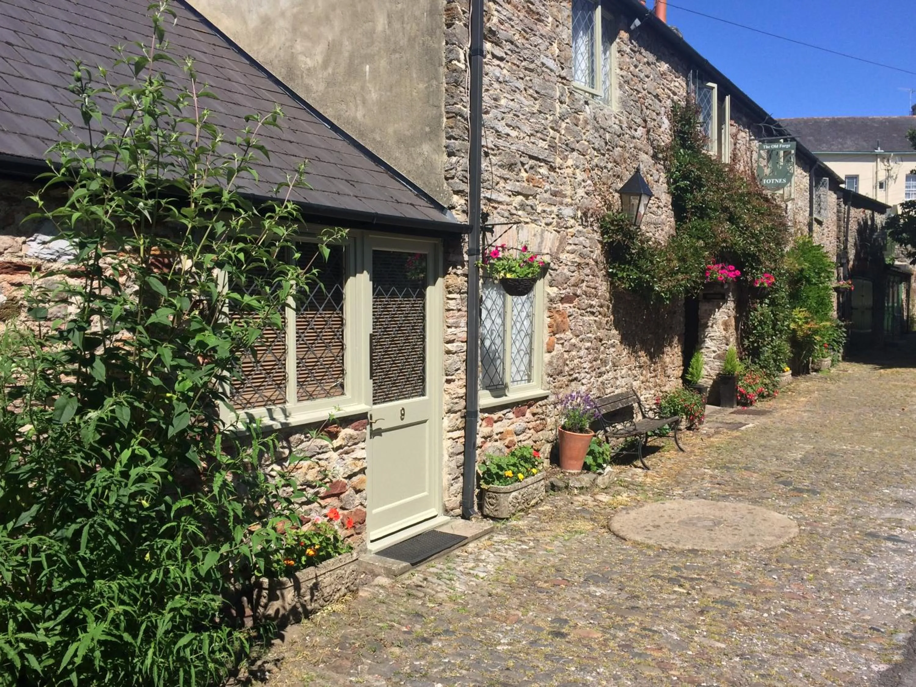 Facade/entrance in The Old Forge