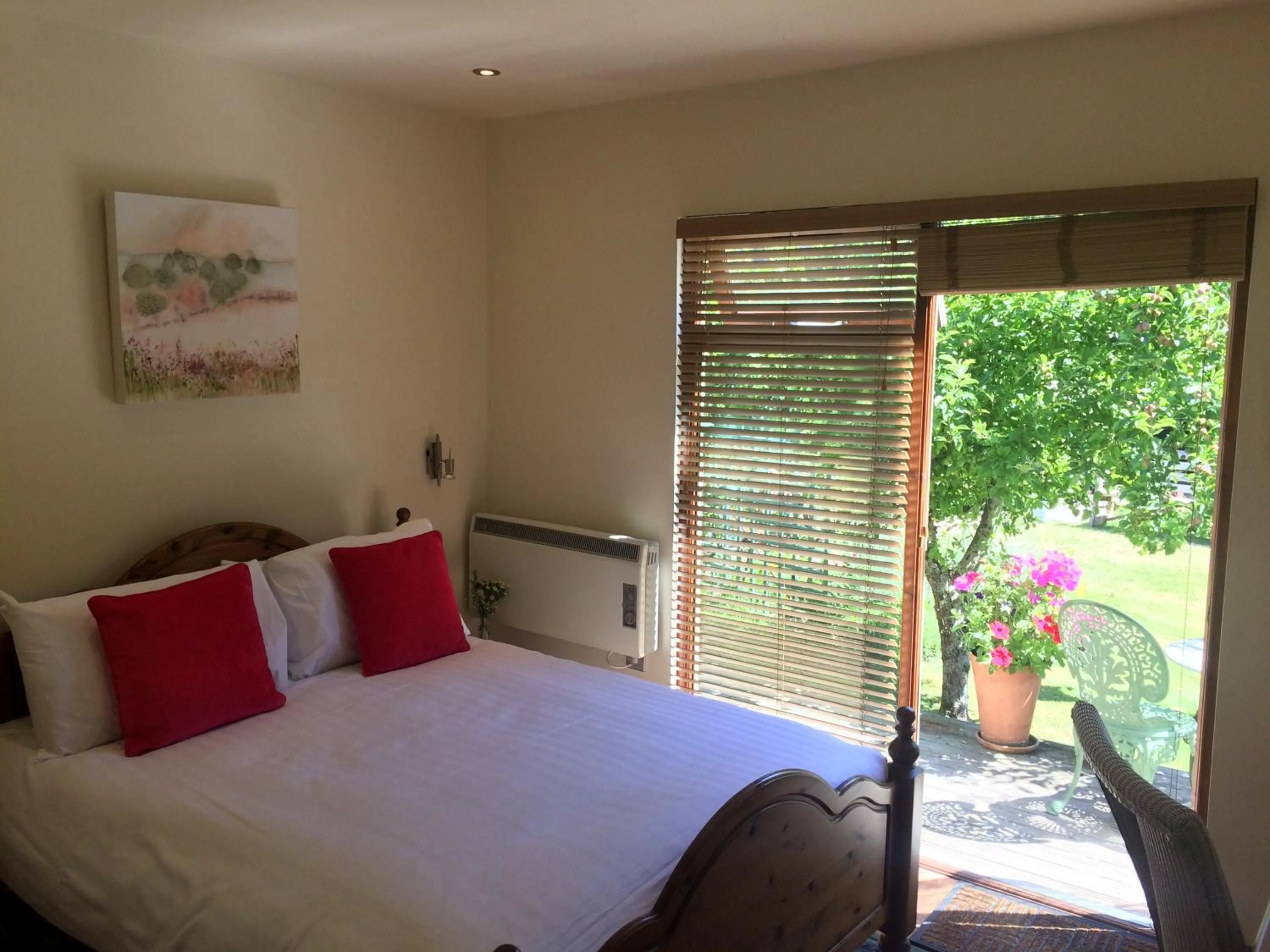 Bedroom, Bed in The Old Forge
