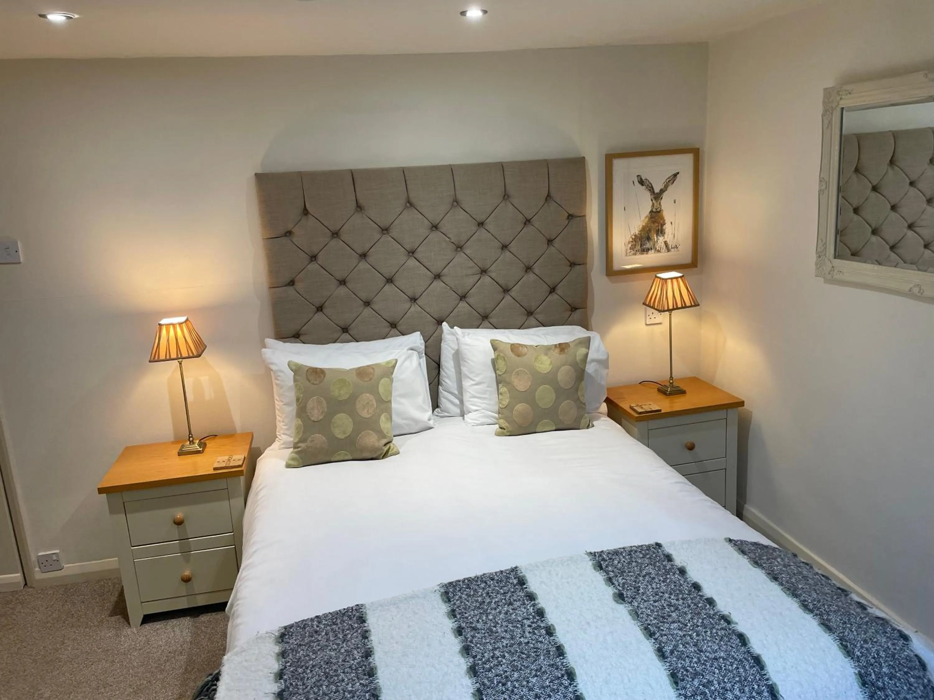 Bedroom, Bed in The Old Forge