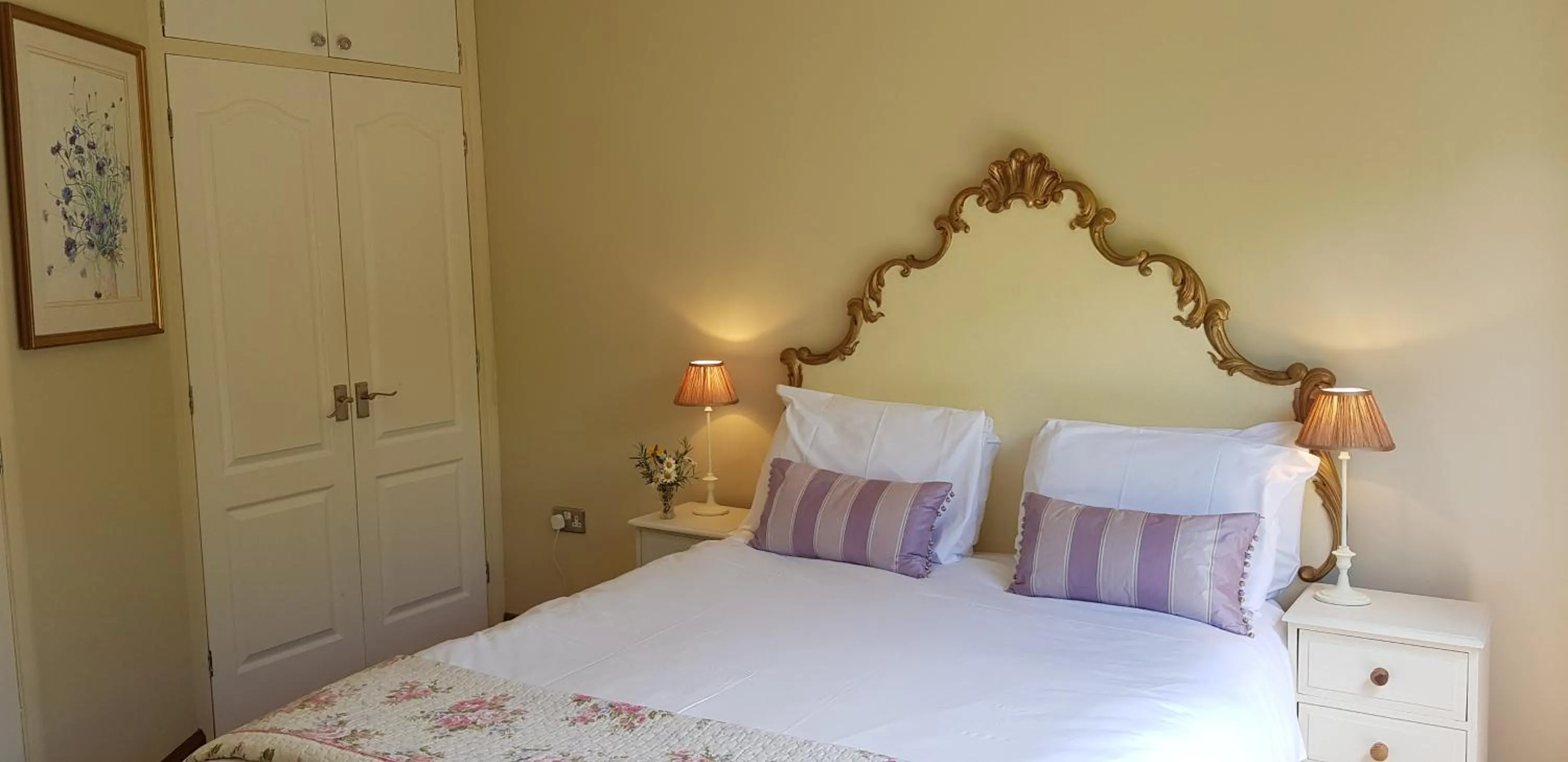Bedroom, Bed in The Old Forge