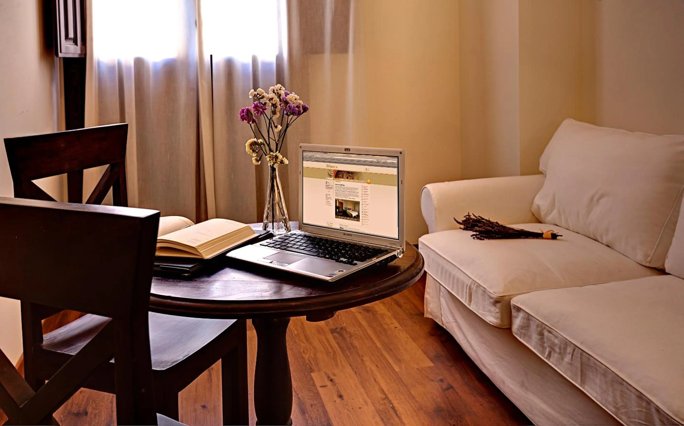 Seating area in Casa del Trigo