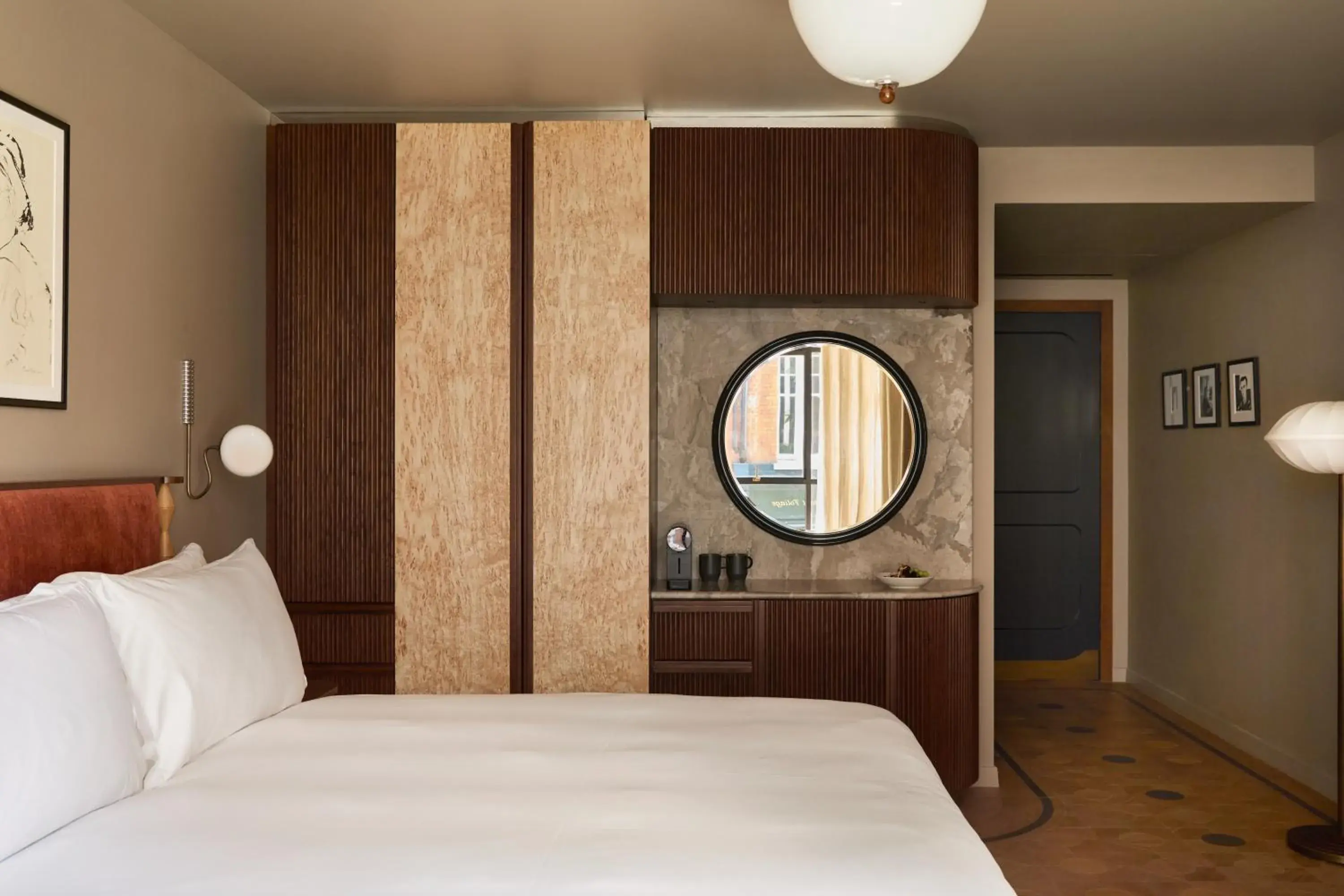 Photo of the whole room, Bed in The Newman Photo of the whole room, Bed in The Newman