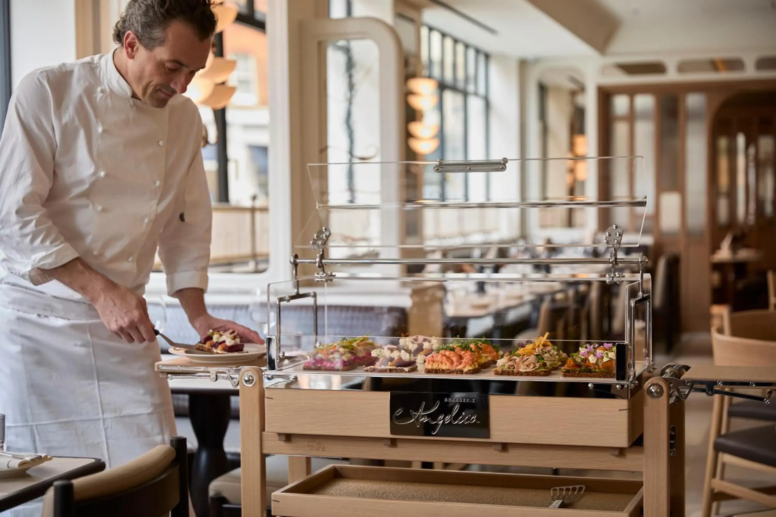 Restaurant/places to eat in The Newman Restaurant/places to eat in The Newman