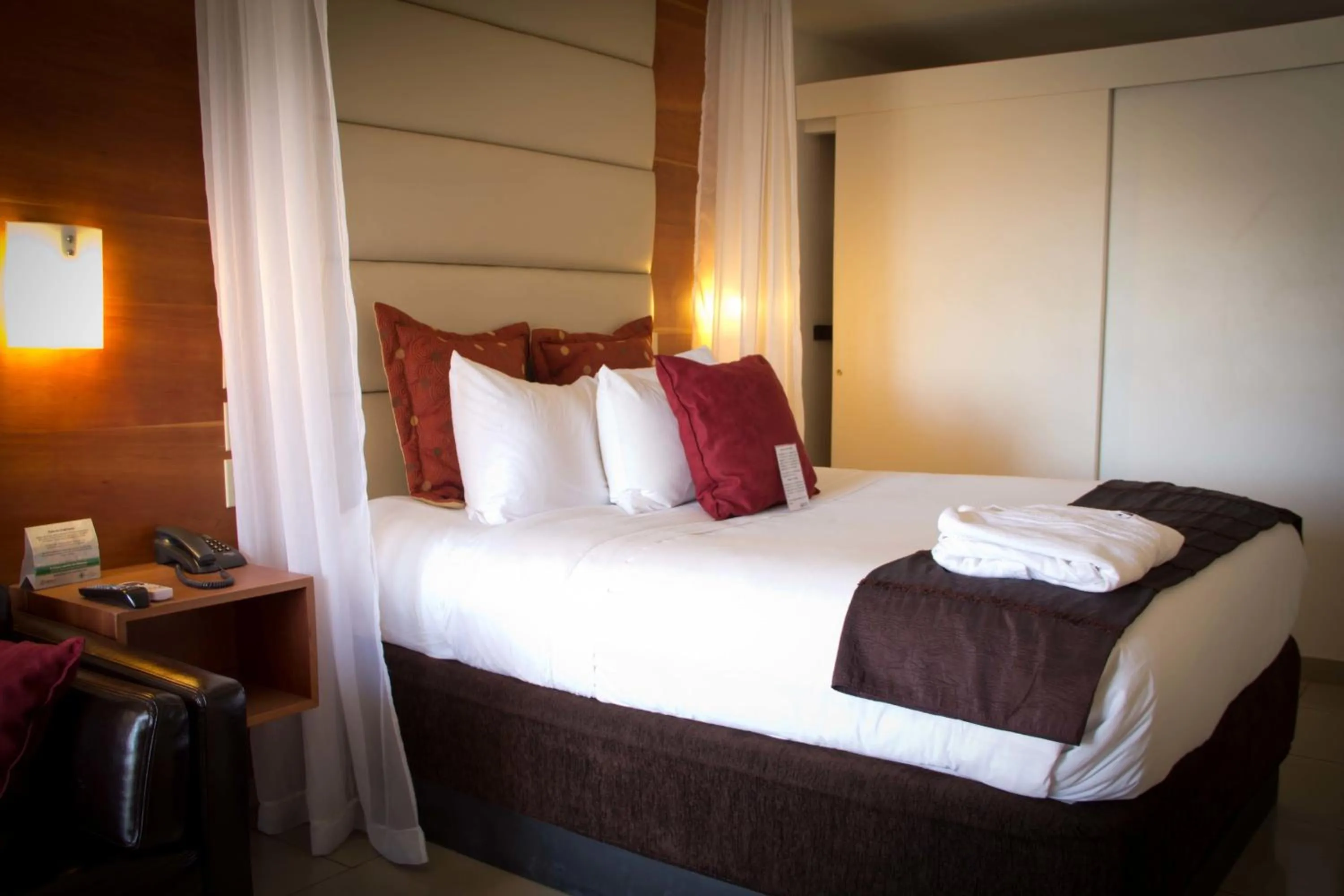 Photo of the whole room, Bed in Minister Business Hotel