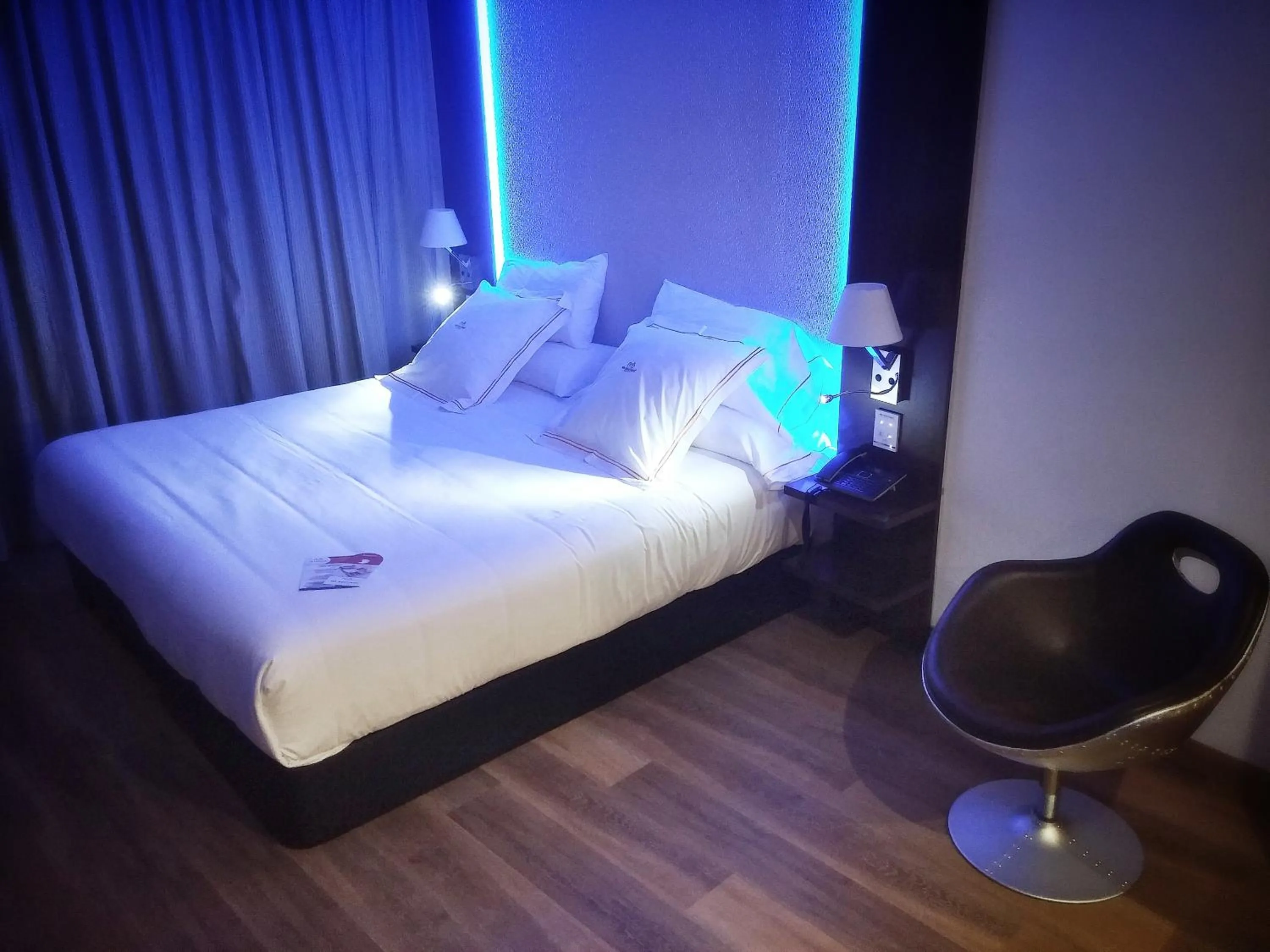 Bed in MB Boutique Hotel - Adults Recommended