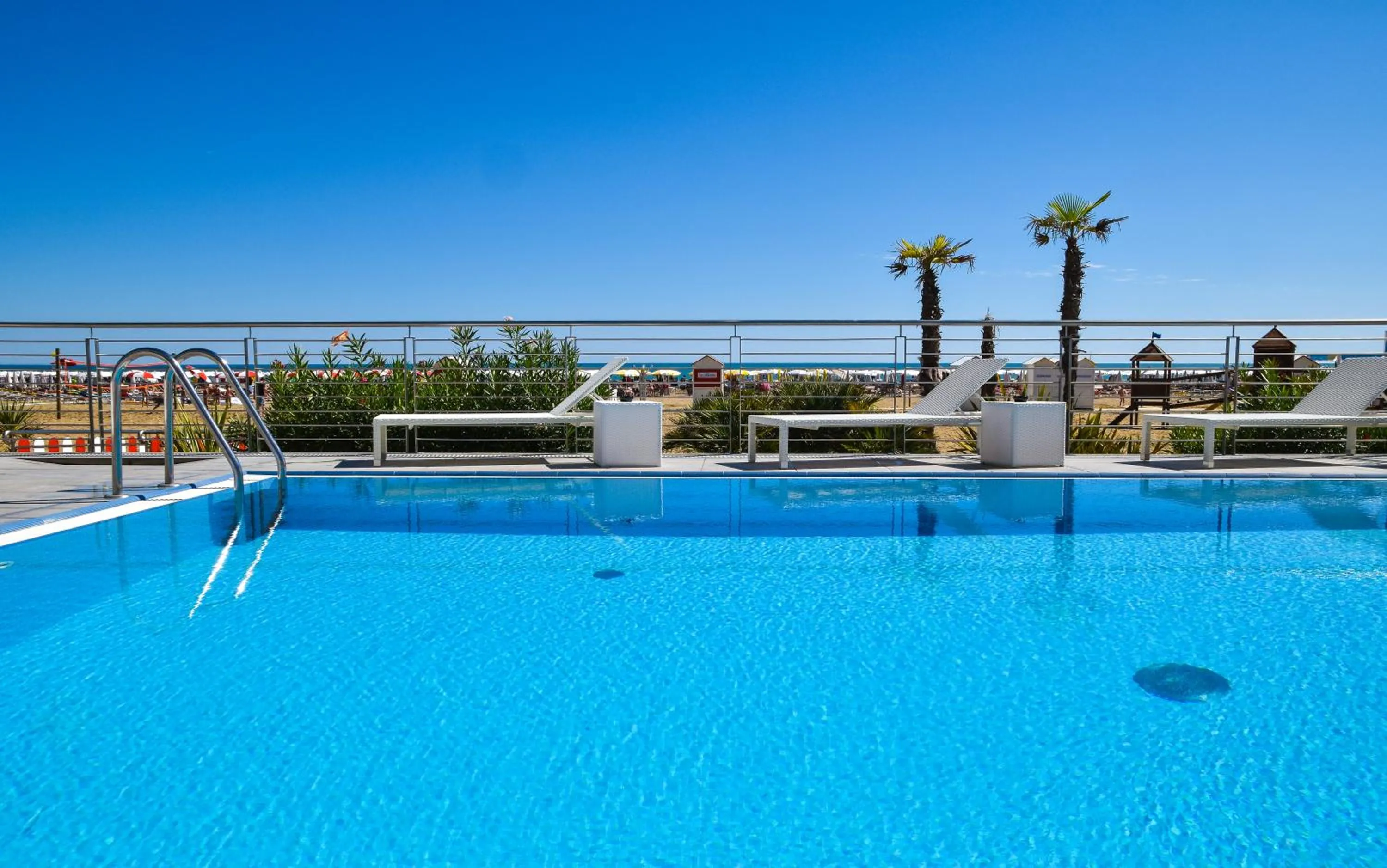 Swimming pool in Hotel Delle Nazioni - Adults Only