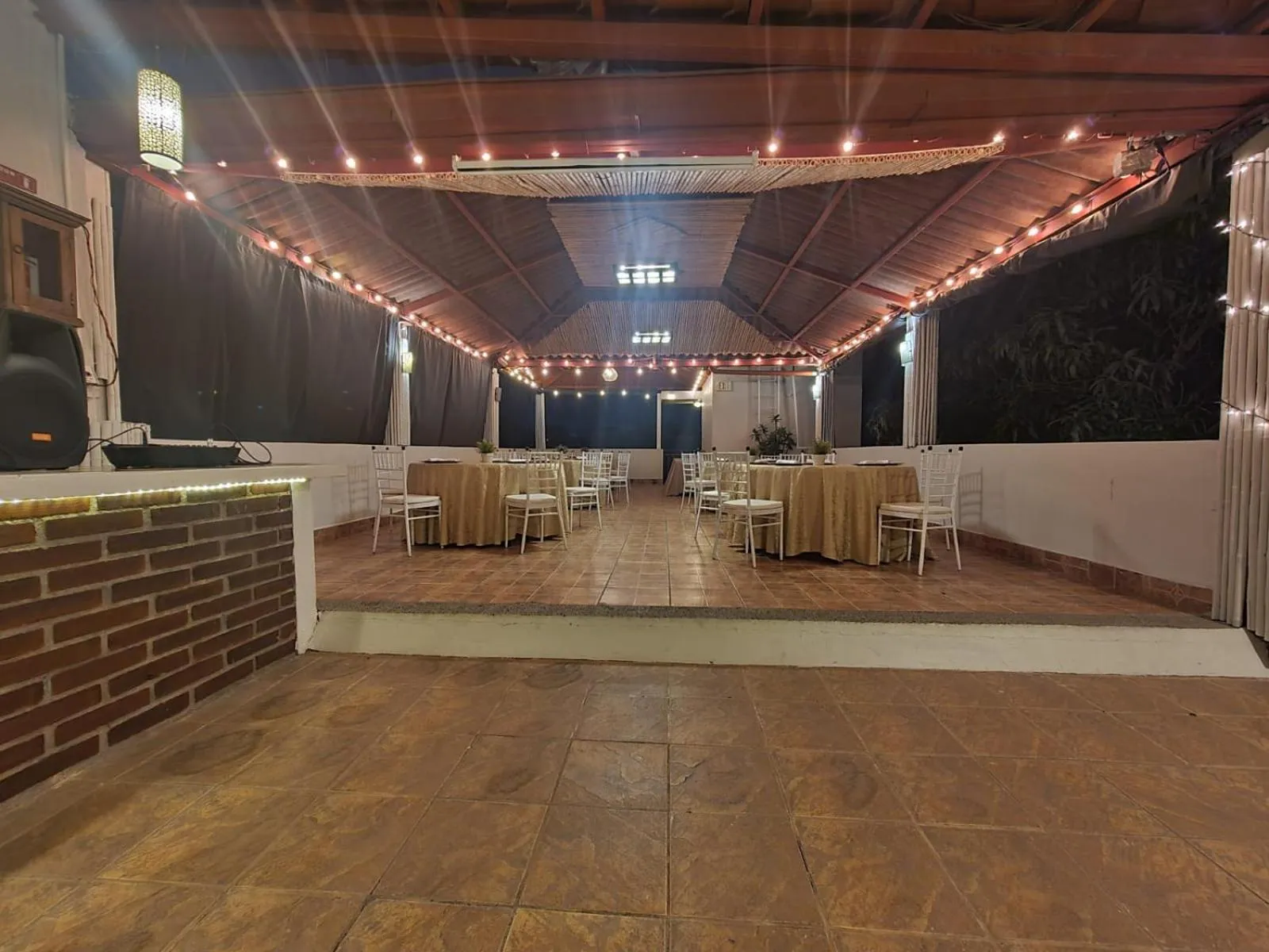 BBQ facilities in Humuya Inn