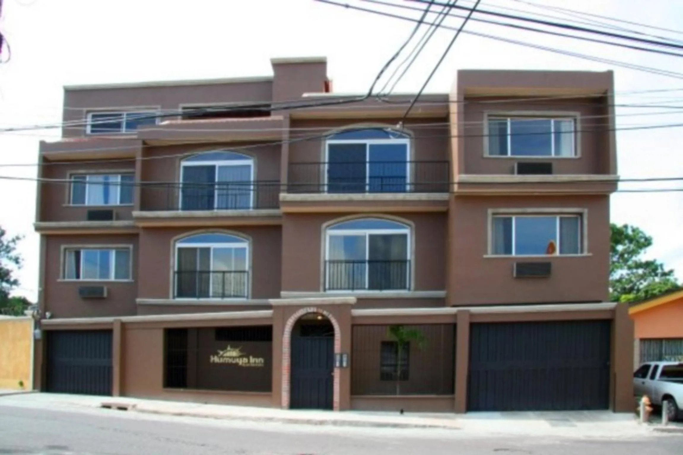 Facade/entrance in Humuya Inn