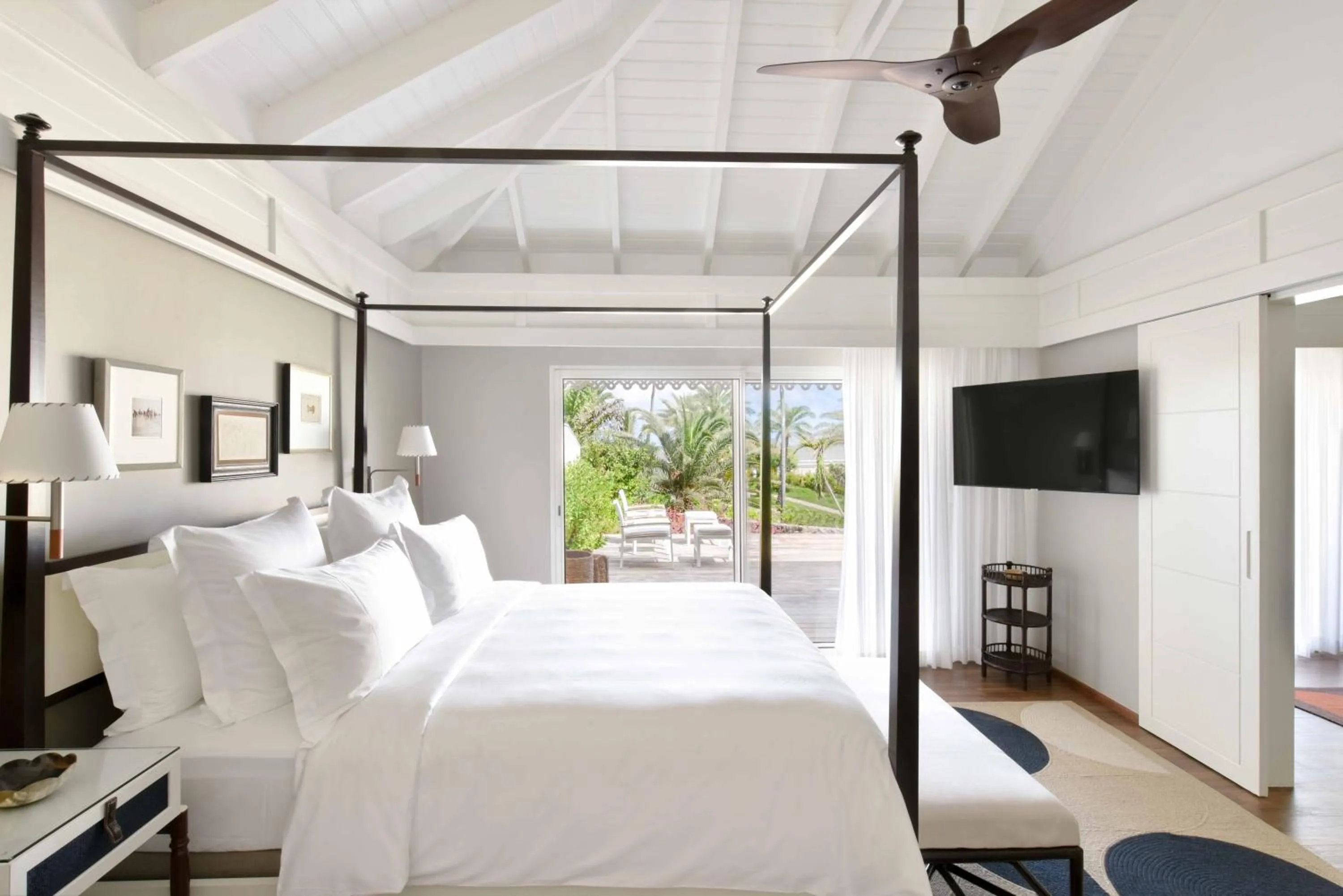 Bed in Rosewood Le Guanahani St Barth