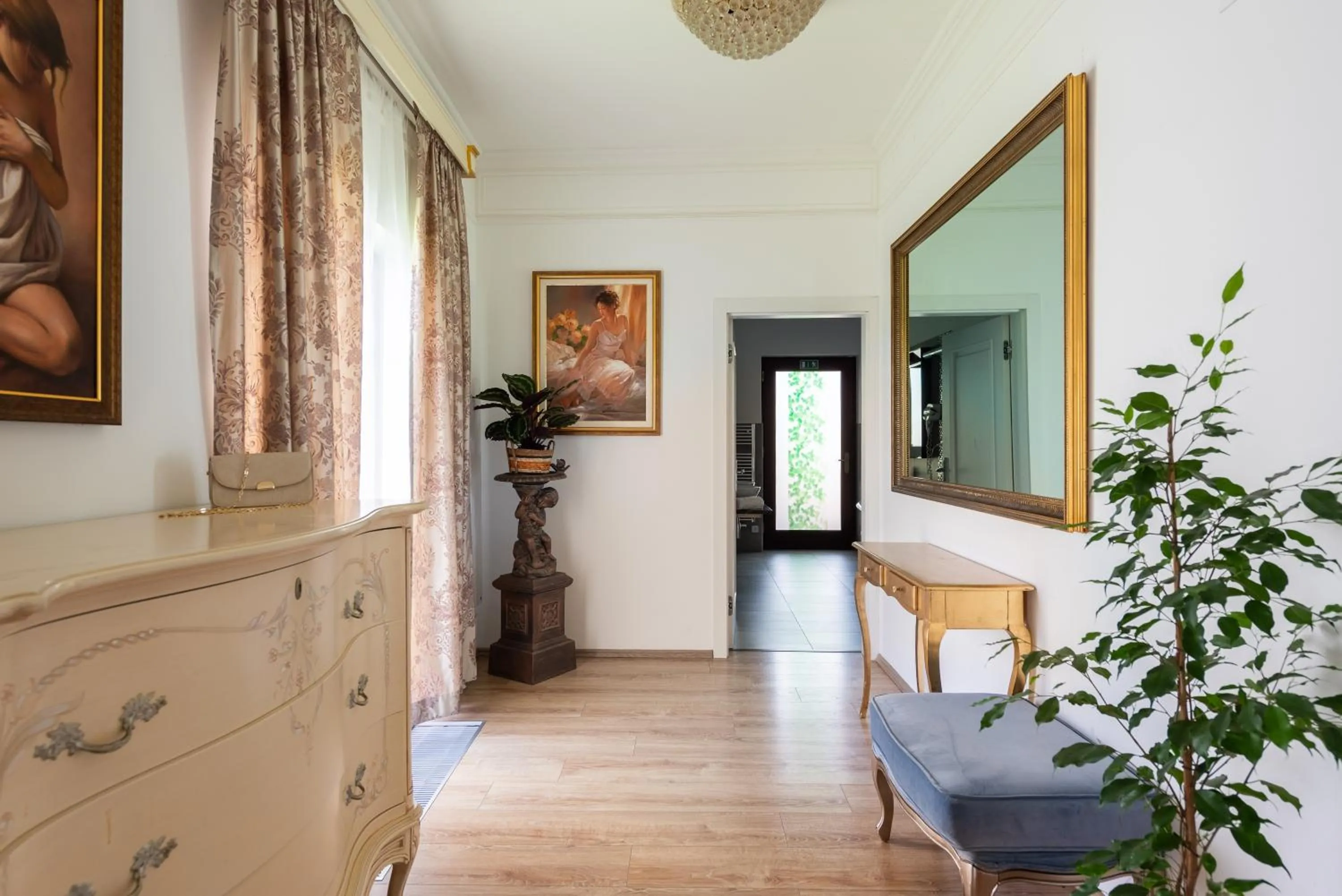 Living room in Wellness & SPA boutique Hotel pod lipkami Prague