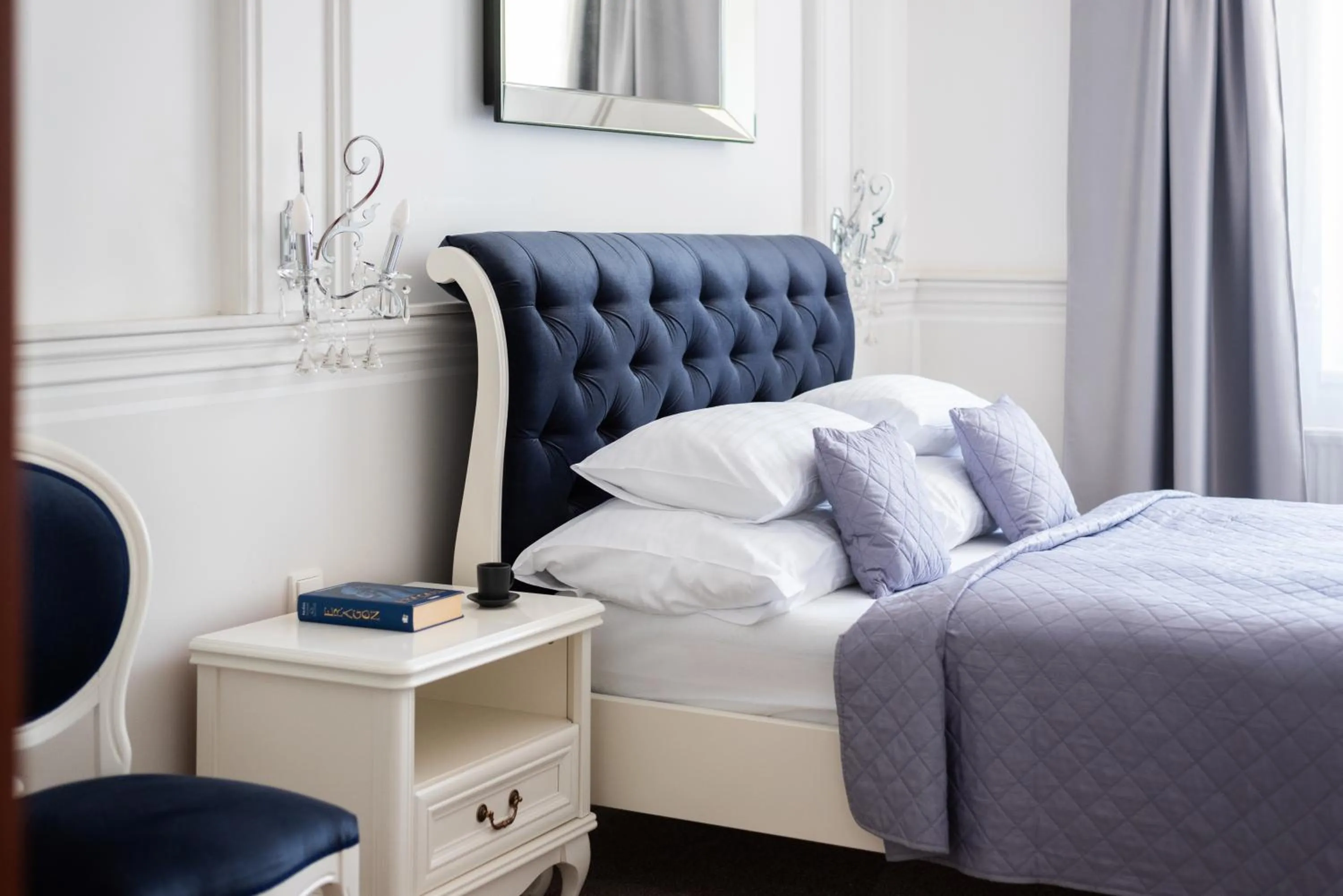 Bed in Wellness & SPA boutique Hotel pod lipkami Prague