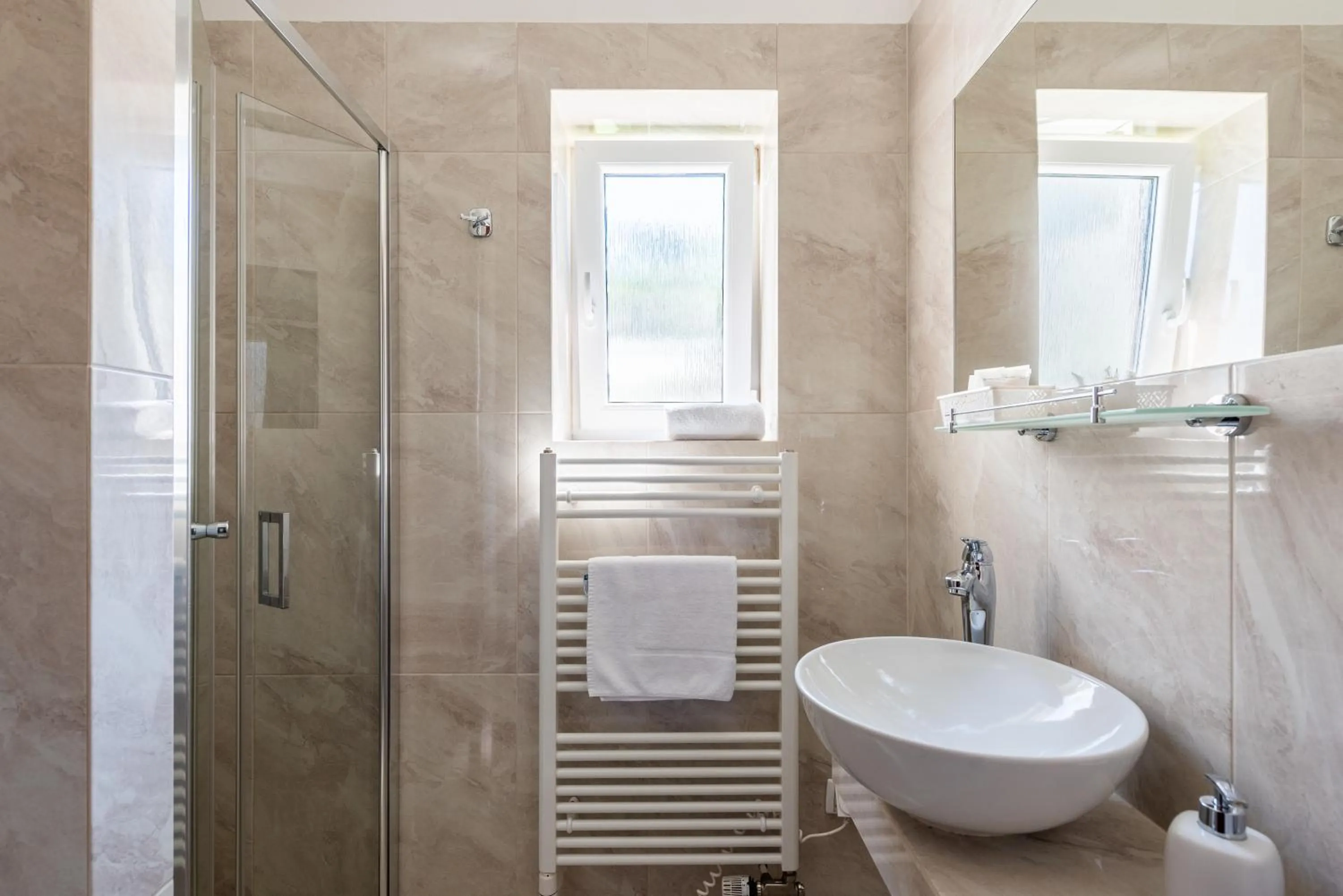 Shower in Wellness & SPA boutique Hotel pod lipkami Prague