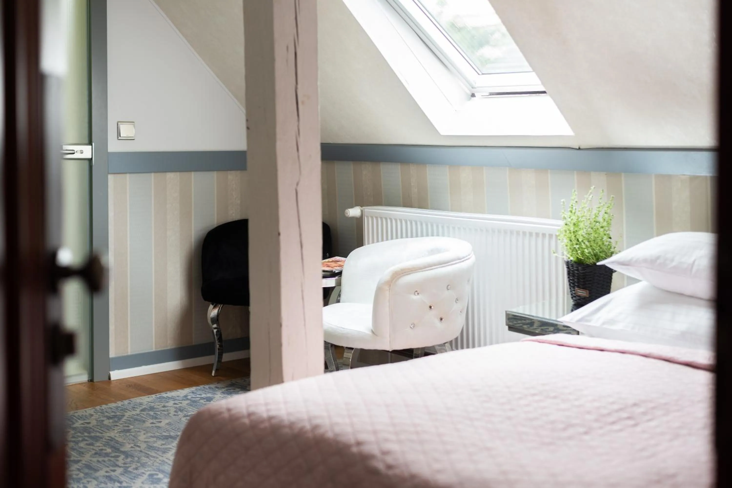 Bed in Wellness & SPA boutique Hotel pod lipkami Prague