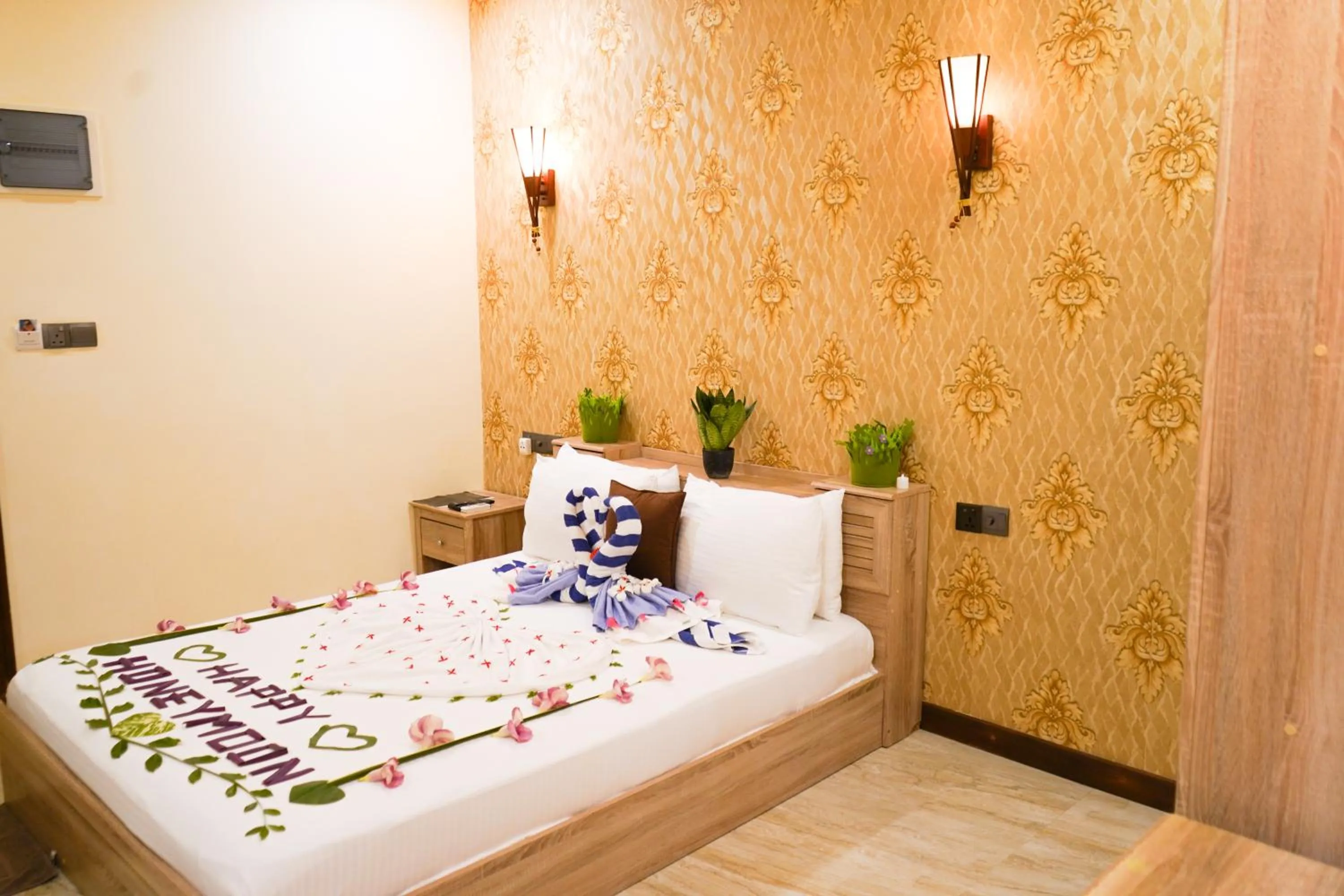 Bed in Banyan Villa Maldives Dhangethi