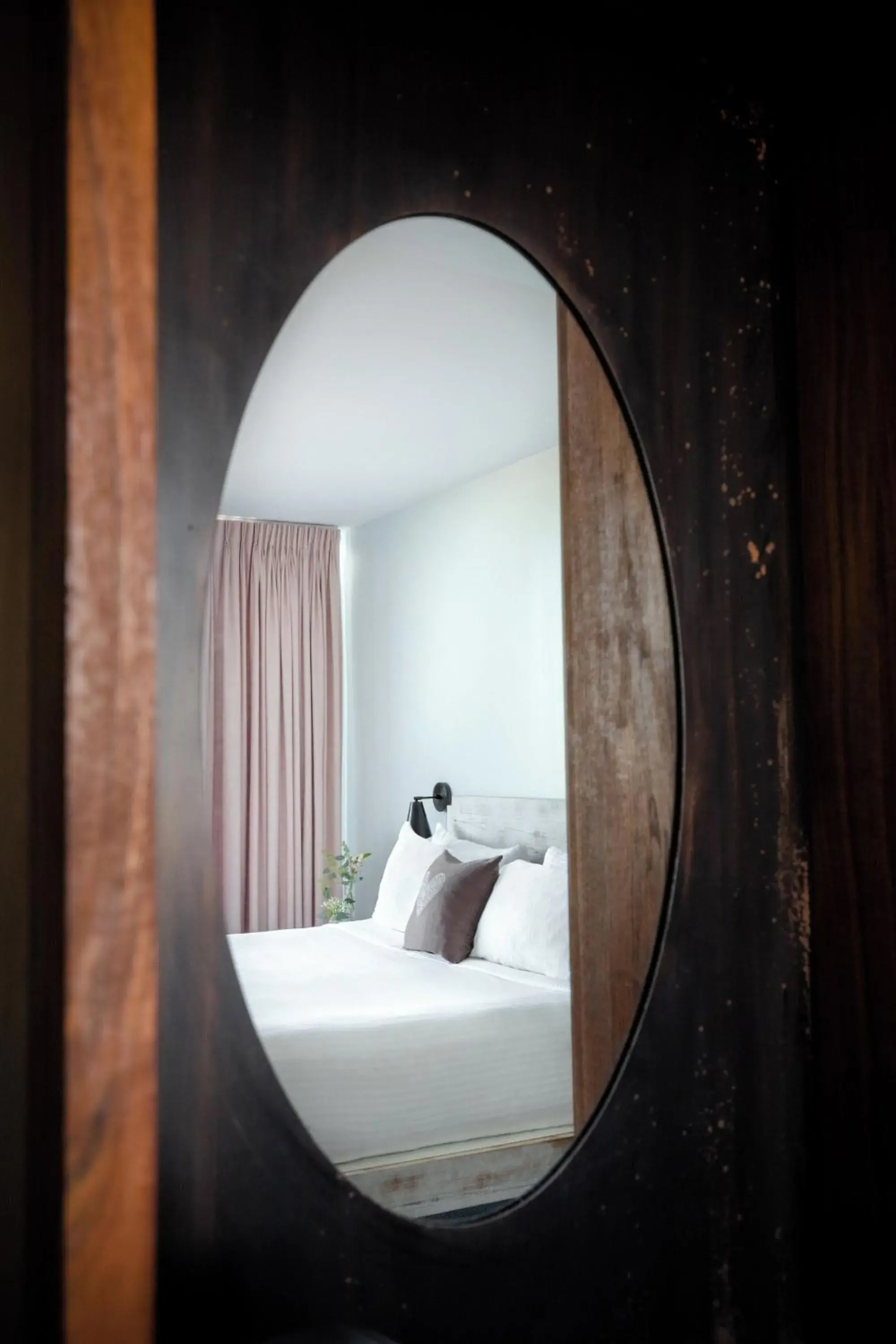 King Suite with Balcony in Quirk Hotel Richmond King Suite with Balcony in Quirk Hotel Richmond