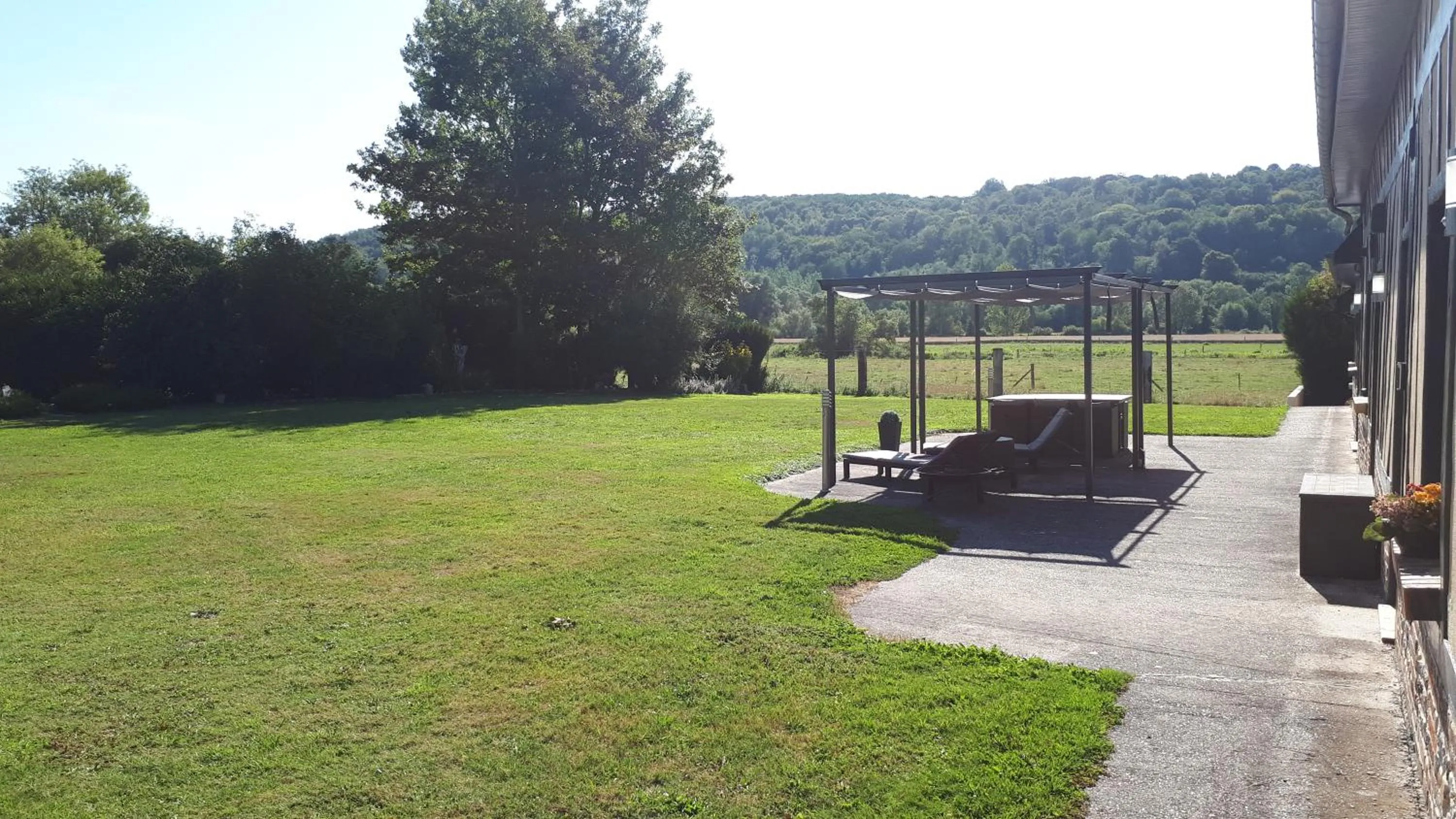 Property building in La Longère Des Nuits De Varenne