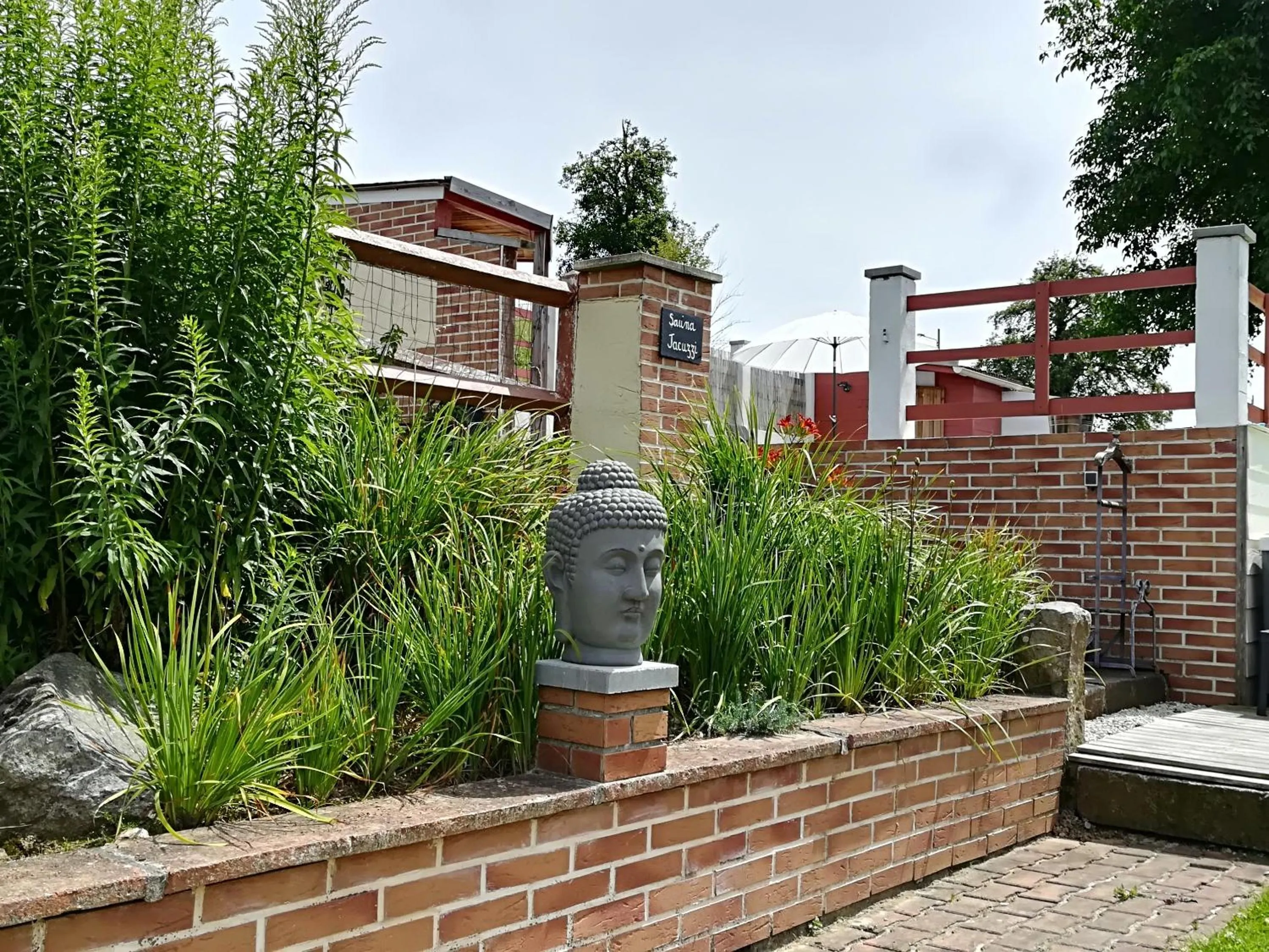 Property building in La Longère Des Nuits De Varenne