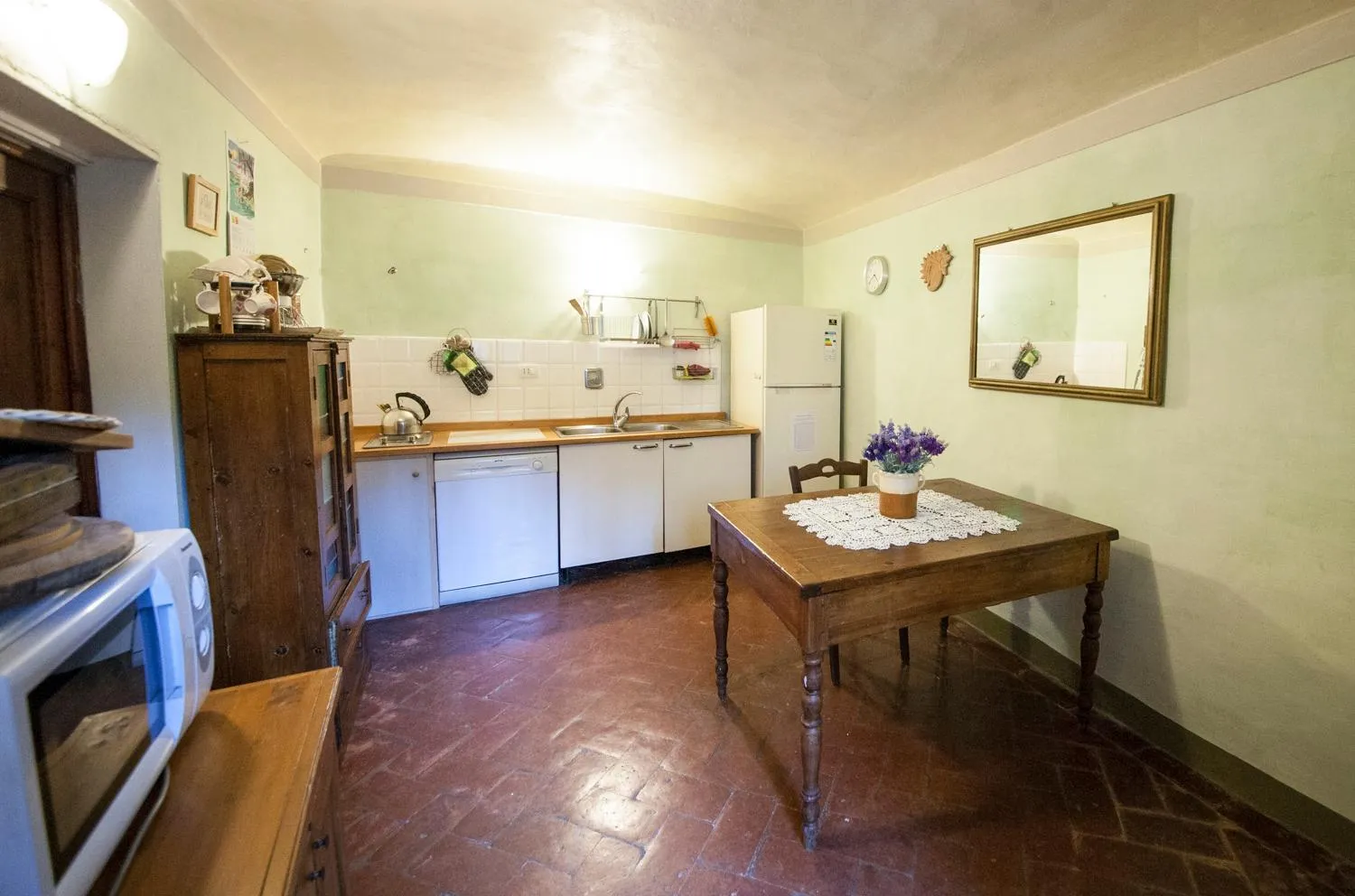 Communal kitchen in Borgo Ponte dell'Asse