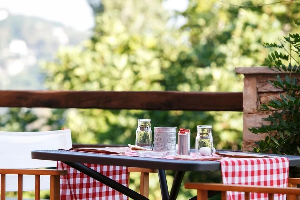 Day in Kalderimi Country House