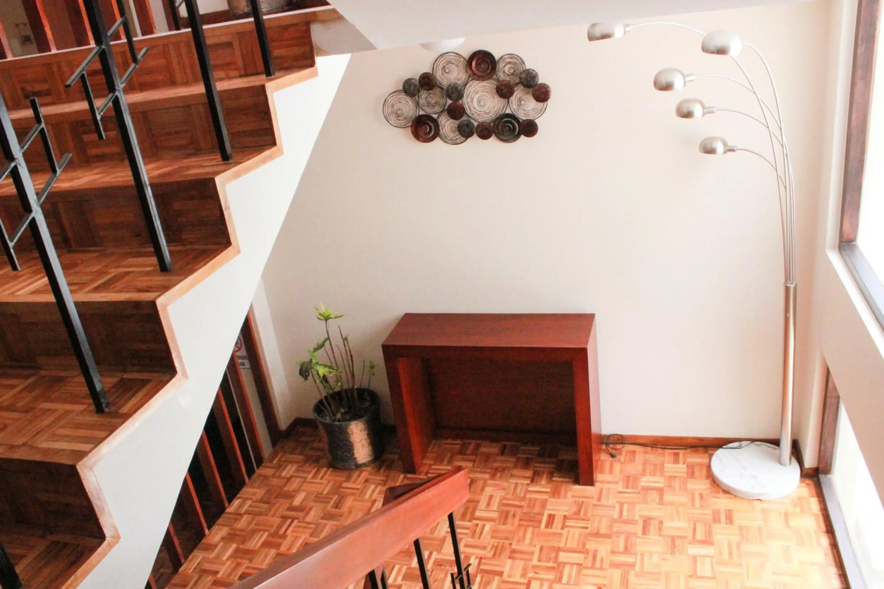 Decorative detail in Hotel Villa Lafayette