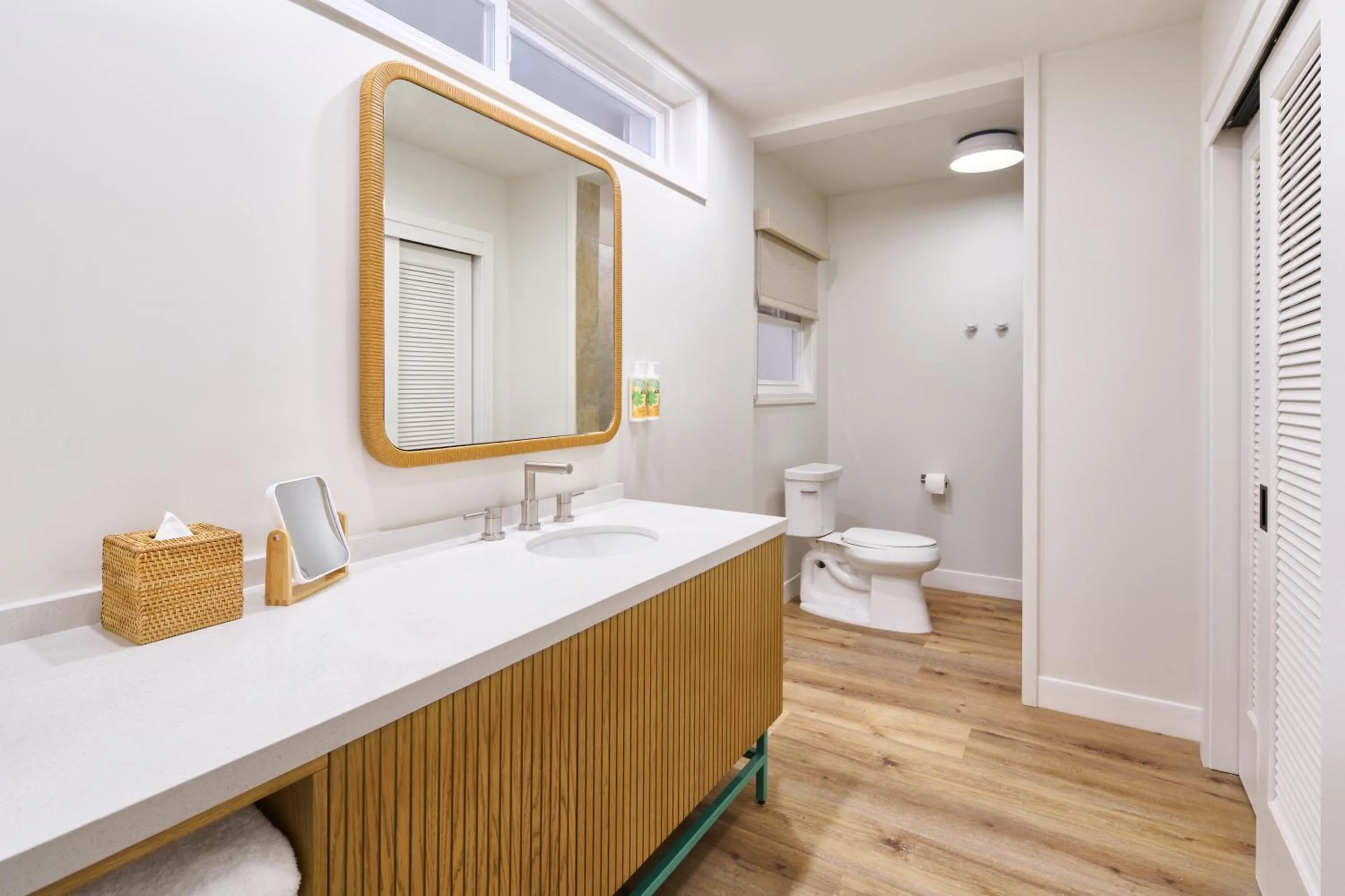 Shower in Royal Lahaina Bungalows & Spa