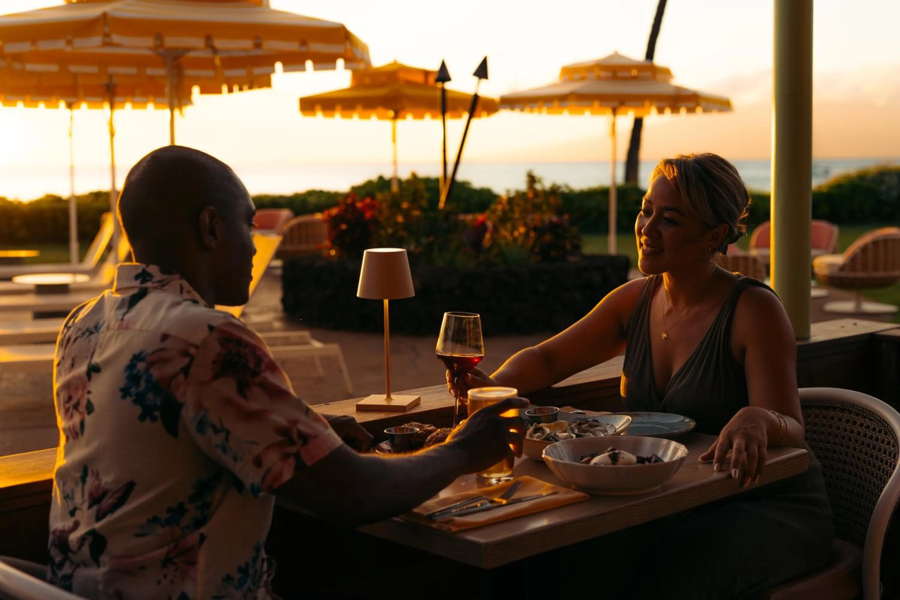 Restaurant/places to eat in Royal Lahaina Bungalows & Spa