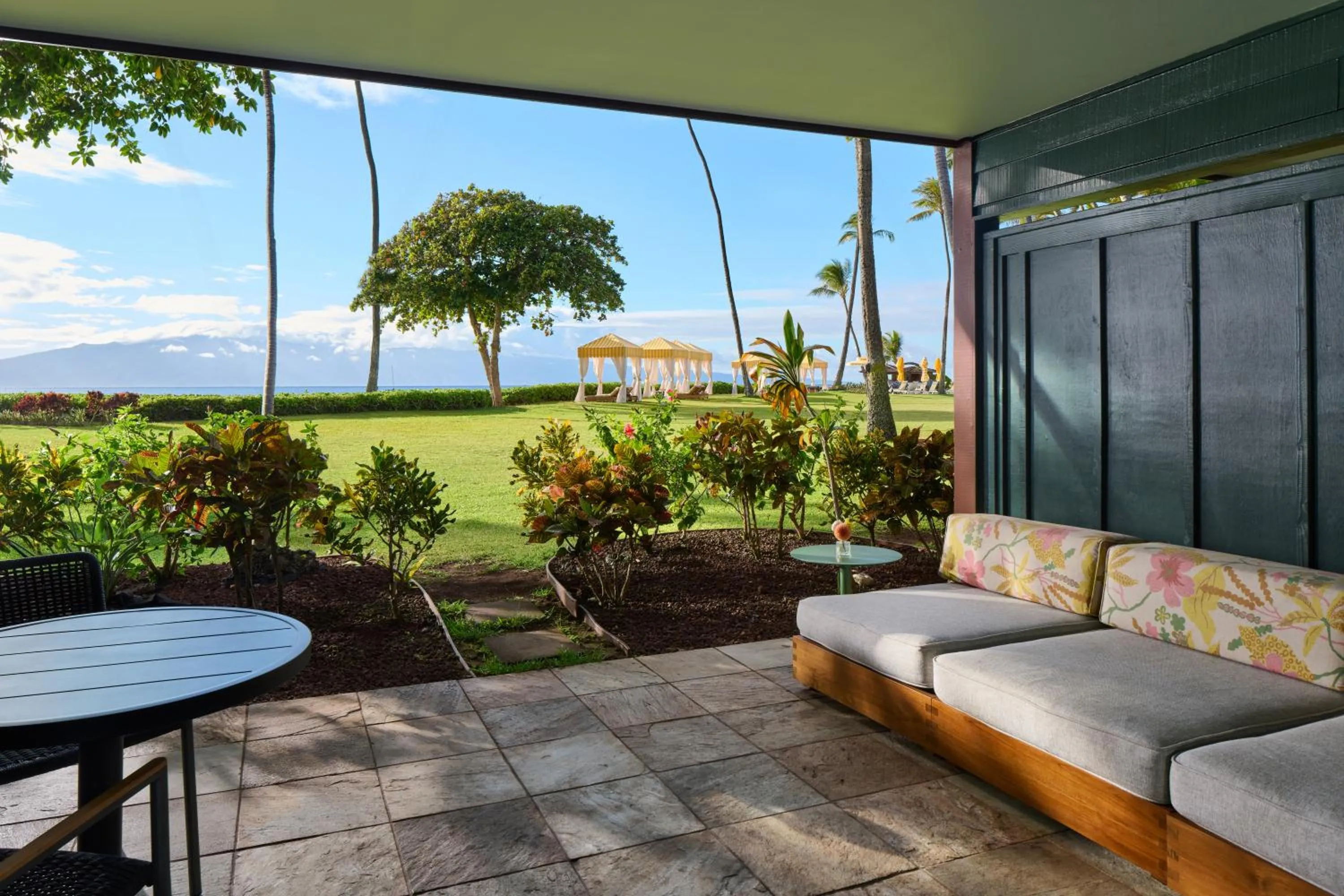 Patio in Royal Lahaina Bungalows & Spa