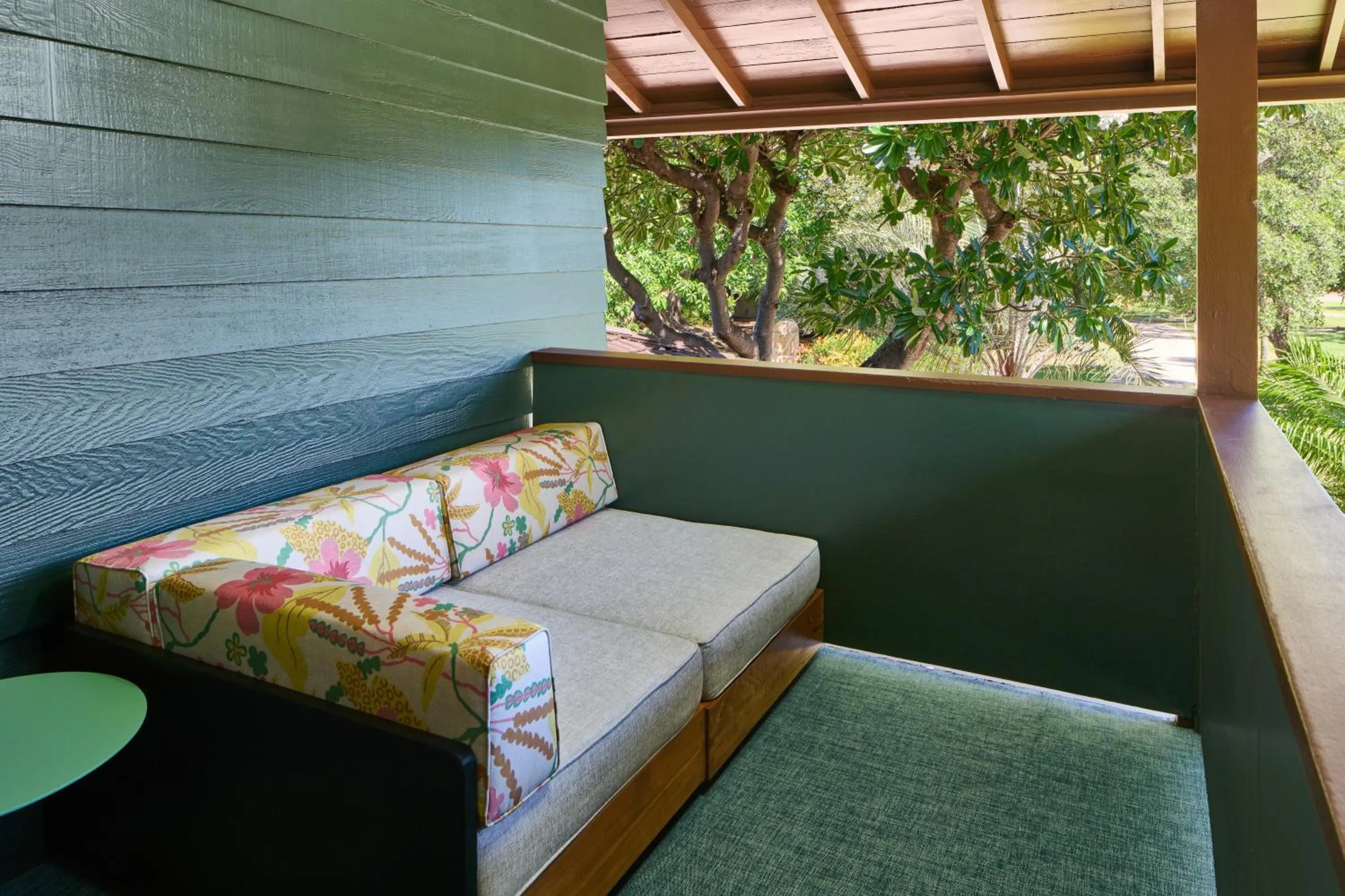 Patio in Royal Lahaina Bungalows & Spa
