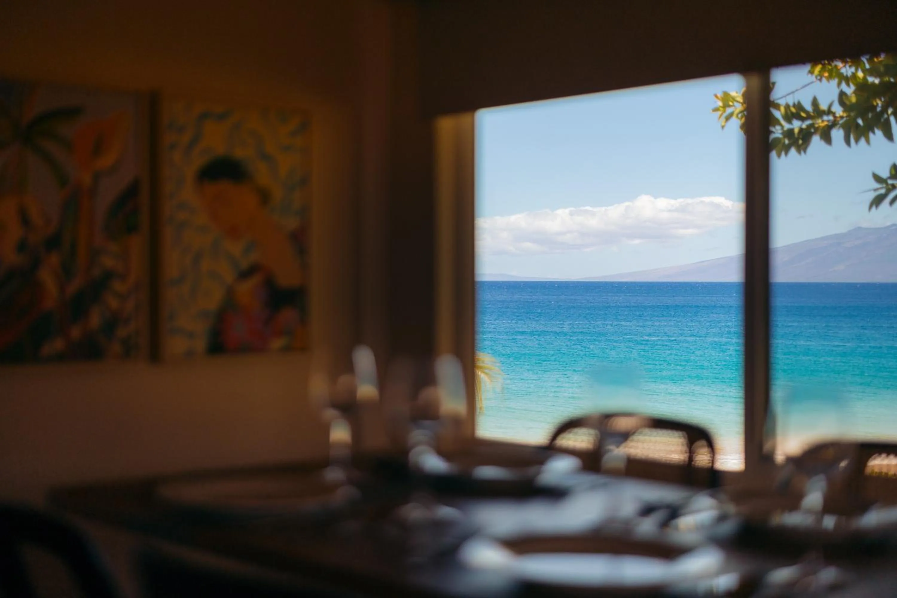 Dining area in Royal Lahaina Bungalows & Spa